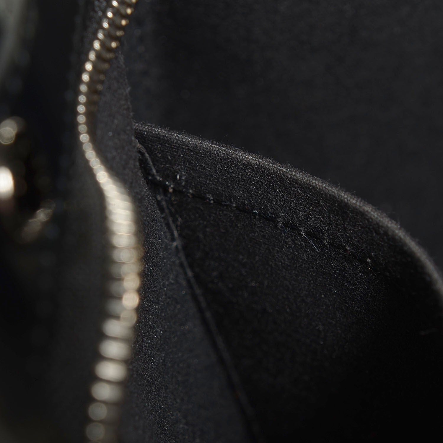 Louis Vuitton Epi Brea MM Black 7 of 7