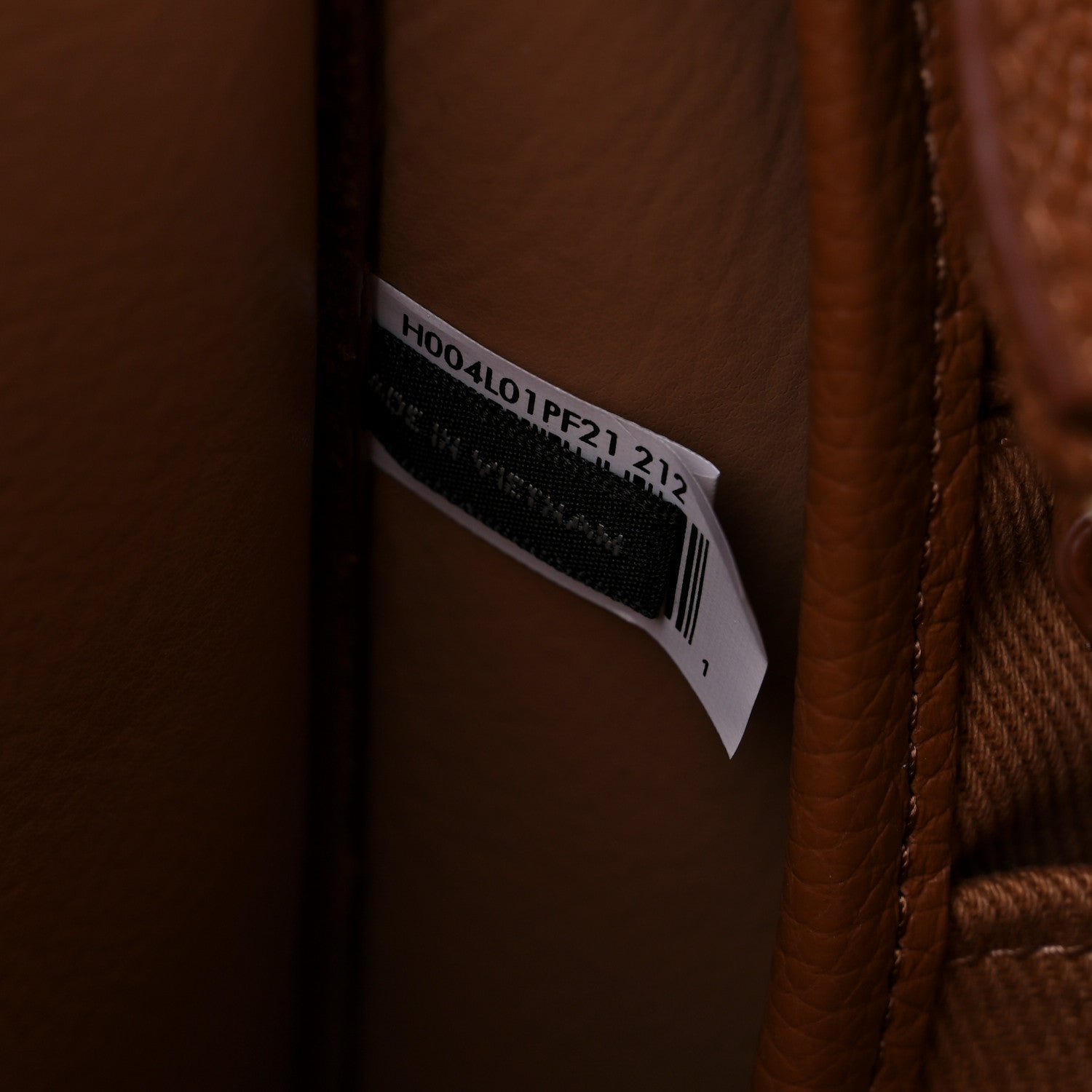 Marc Jacobs Grained Calfskin Medium The Tote Bag Argan Oil 8 of 16