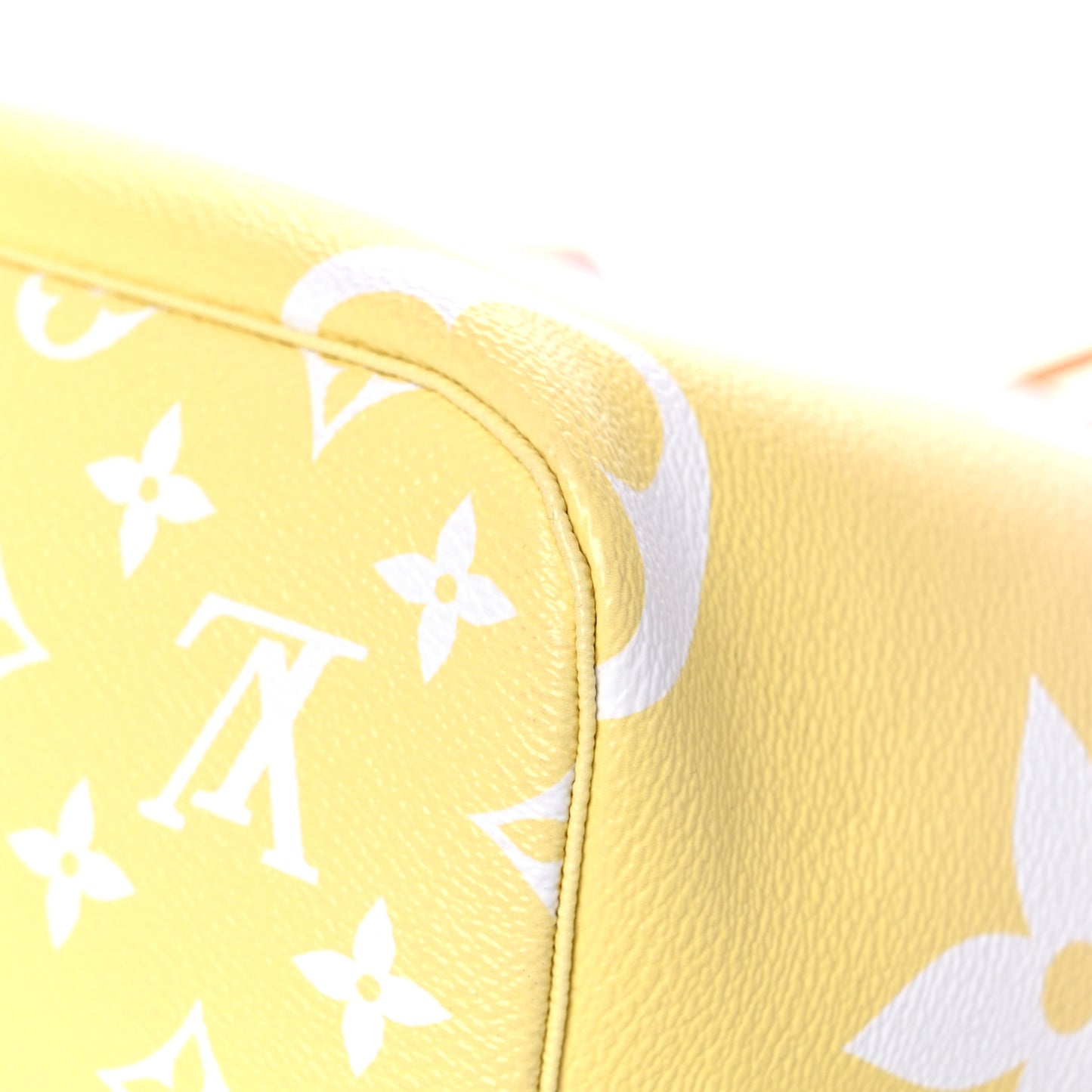 Monogram Giant By The Pool Neverfull MM Light Pink