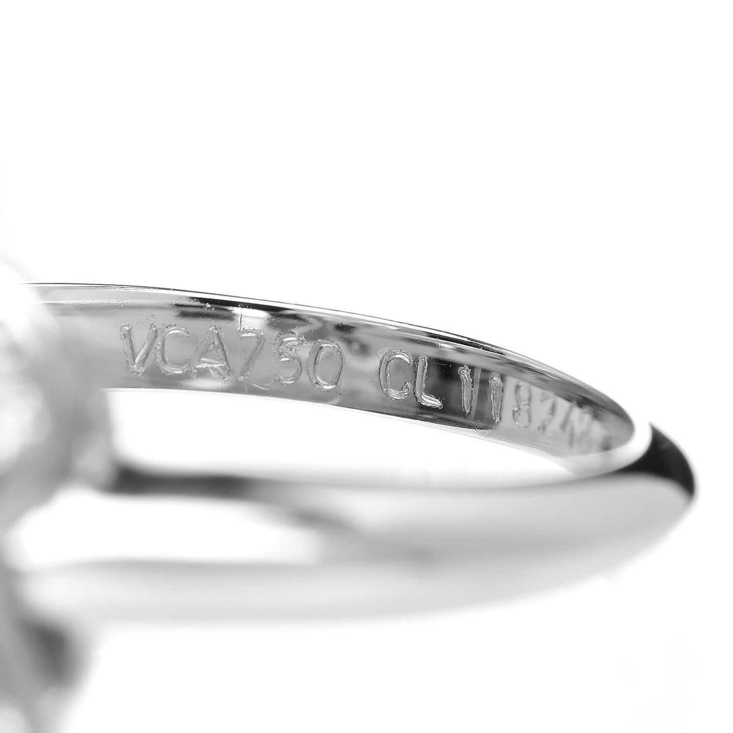 18K White Gold Diamond Sapphire Trefle Ring 51 5.75