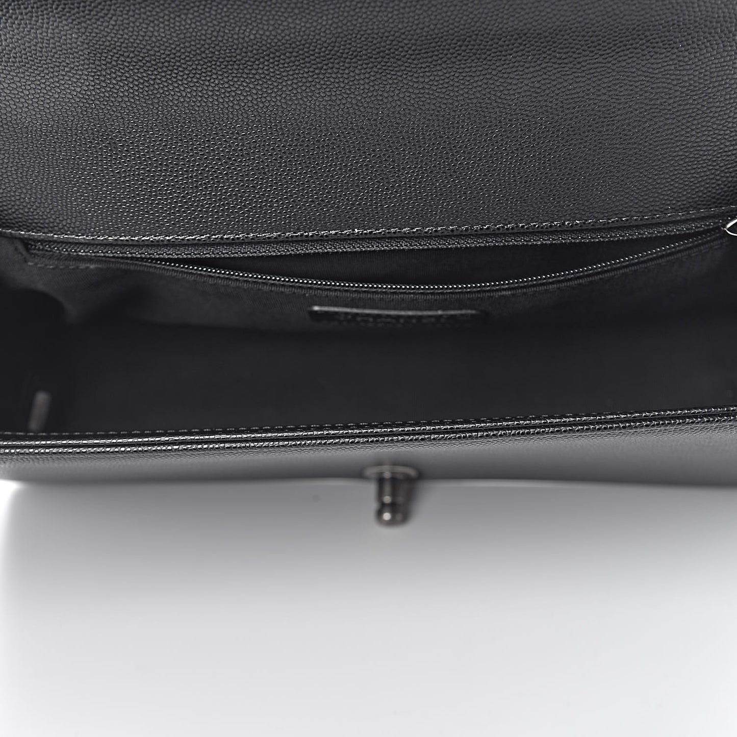 Caviar Quilted New Medium Boy Flap Black