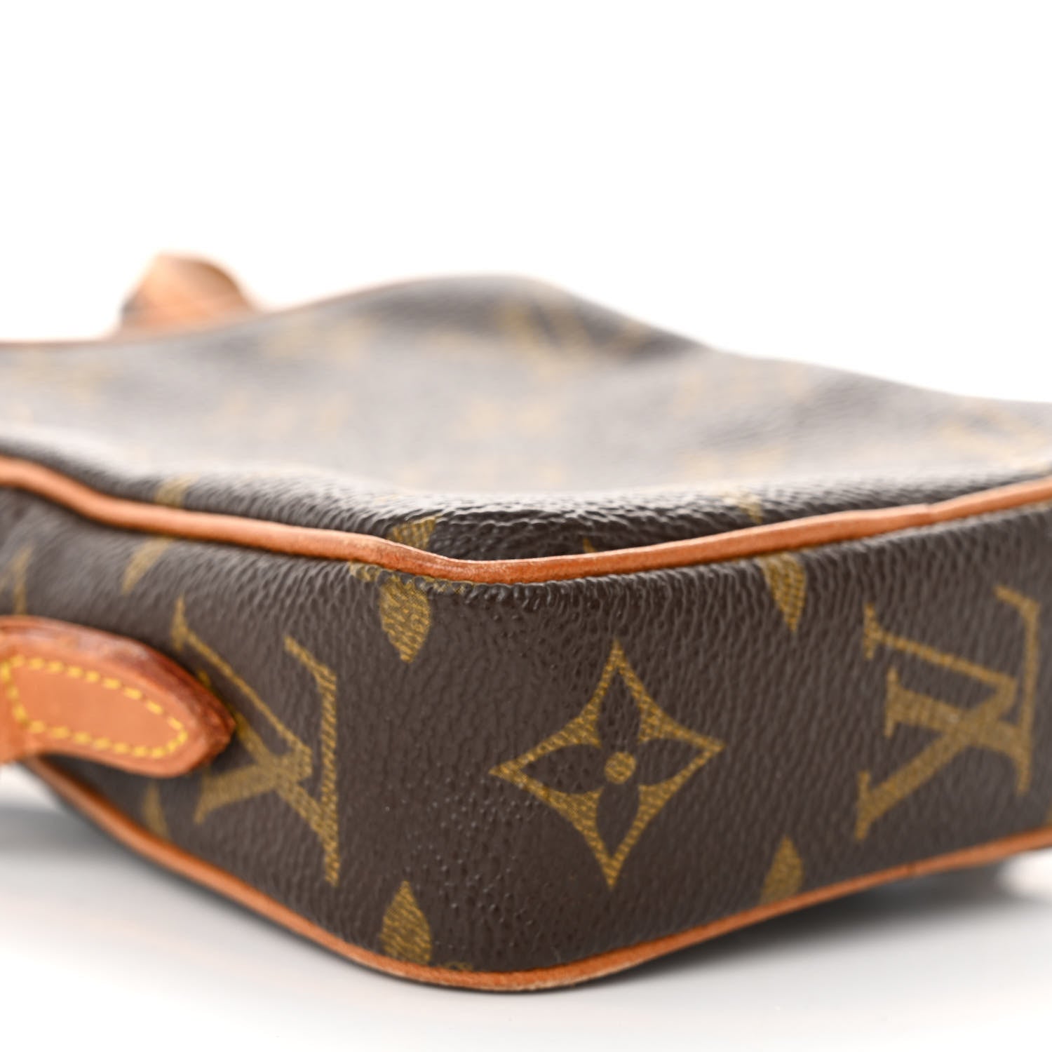 Louis Vuitton Monogram Danube 15 8 of 10