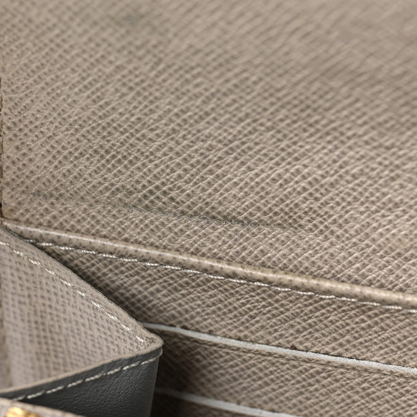 Monogram Dentelle Sarah Wallet Silver