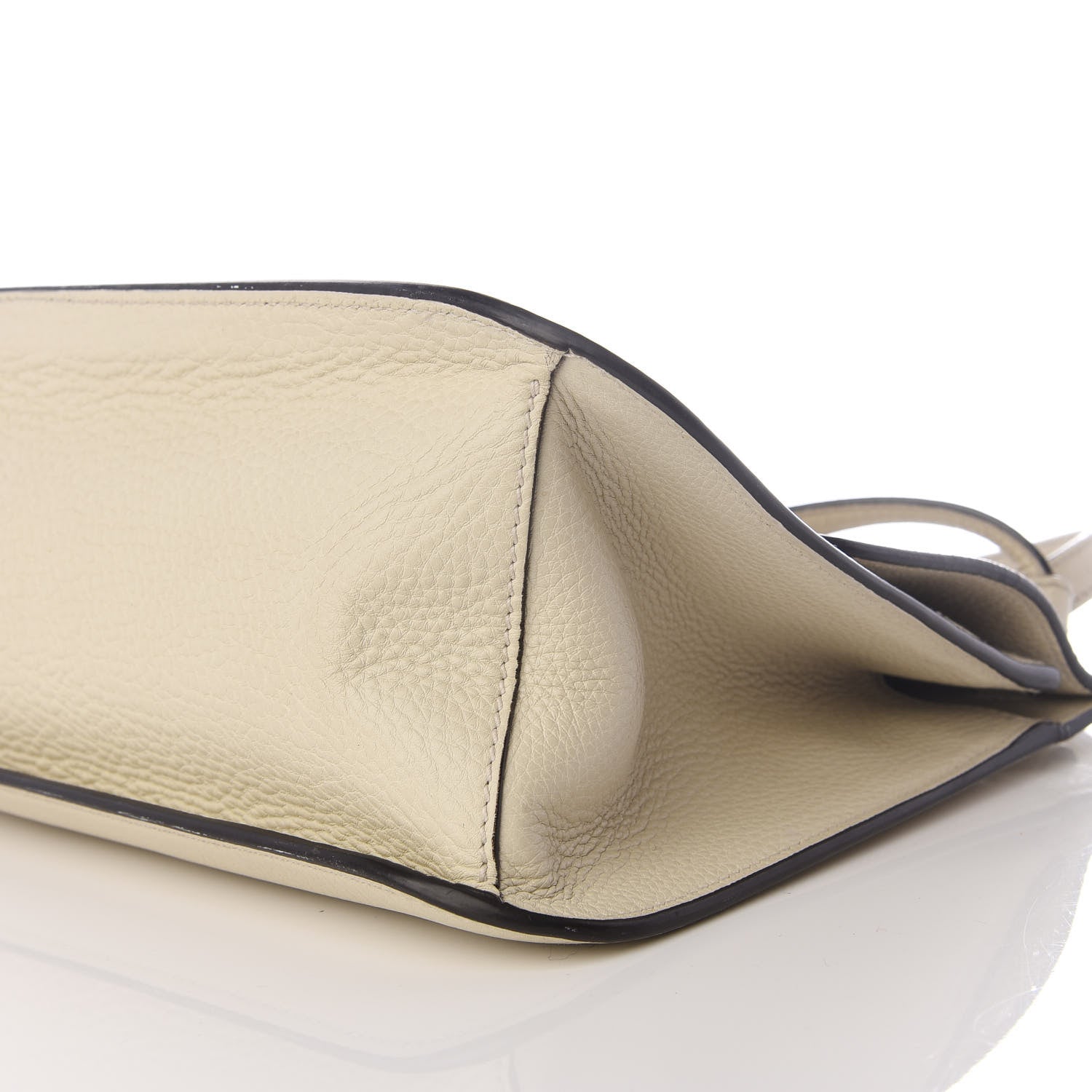 Gucci Pebbled Calfskin Medium Bamboo Daily Flap Shoulder Bag Mystic White 6 of 8