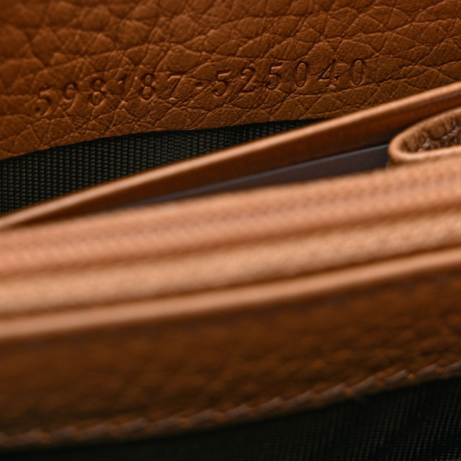 Gucci Pebbled Calfskin Soho Zip Around Wallet Camelia 7 of 8