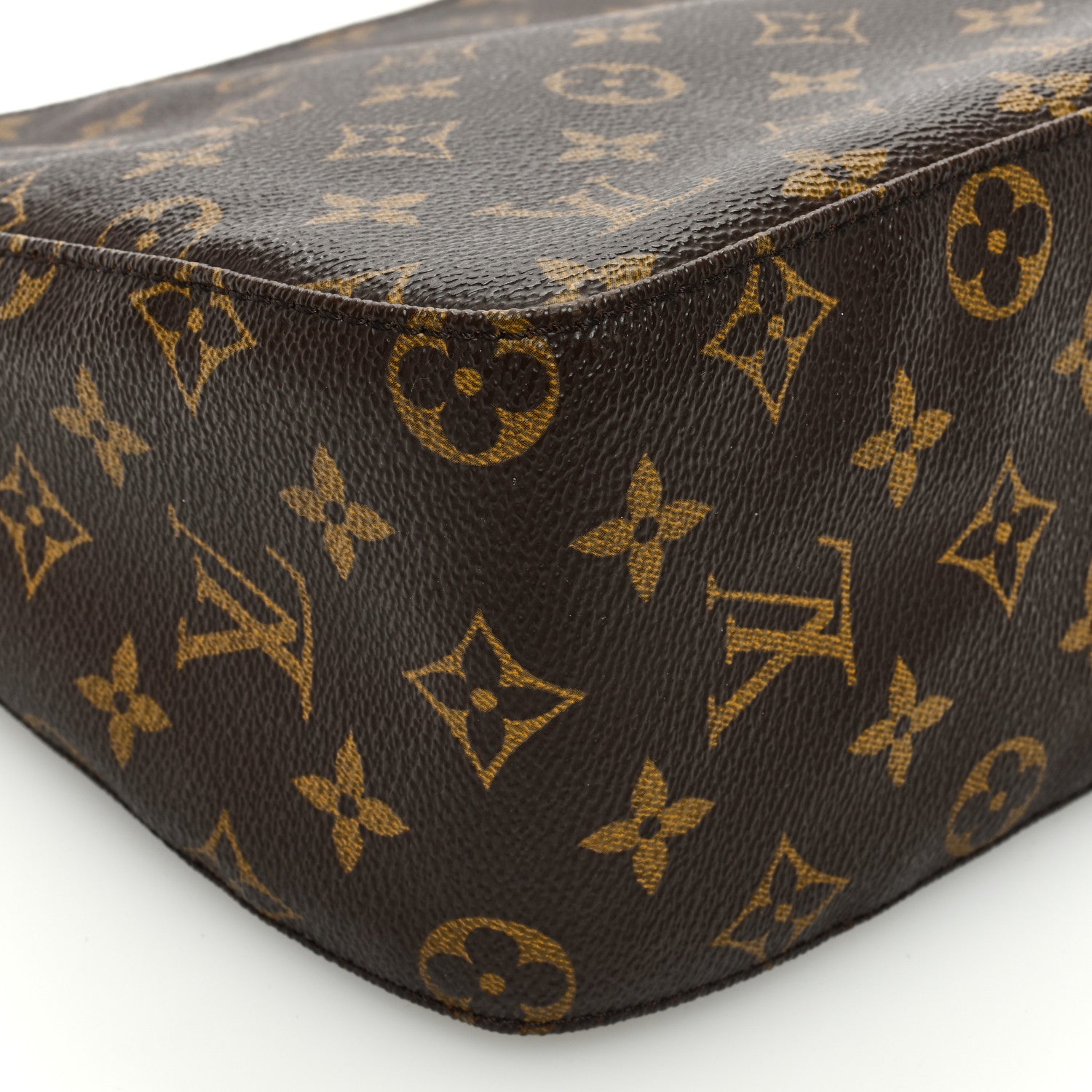 Louis Vuitton Monogram Looping MM 9 of 10