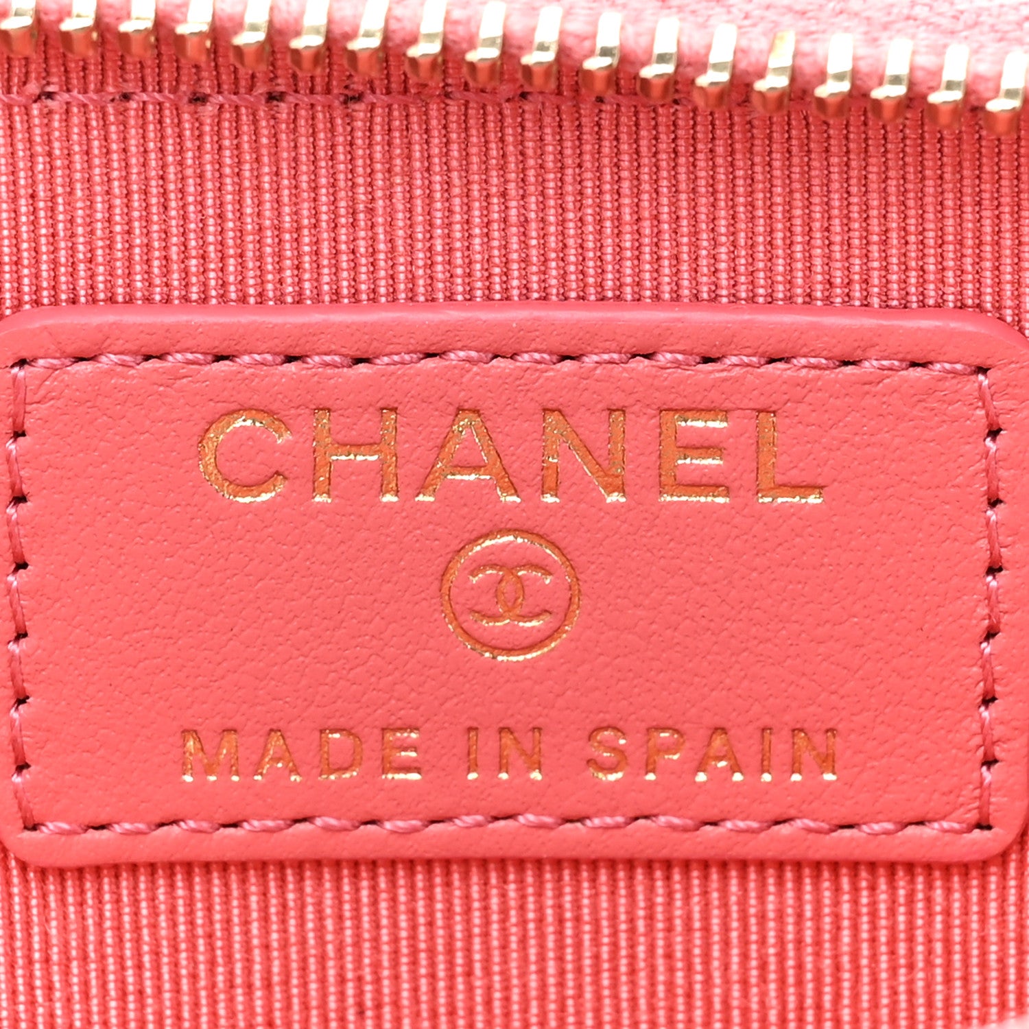 Chanel Caviar Quilted Zip Coin Purse Dark Pink 8 of 15