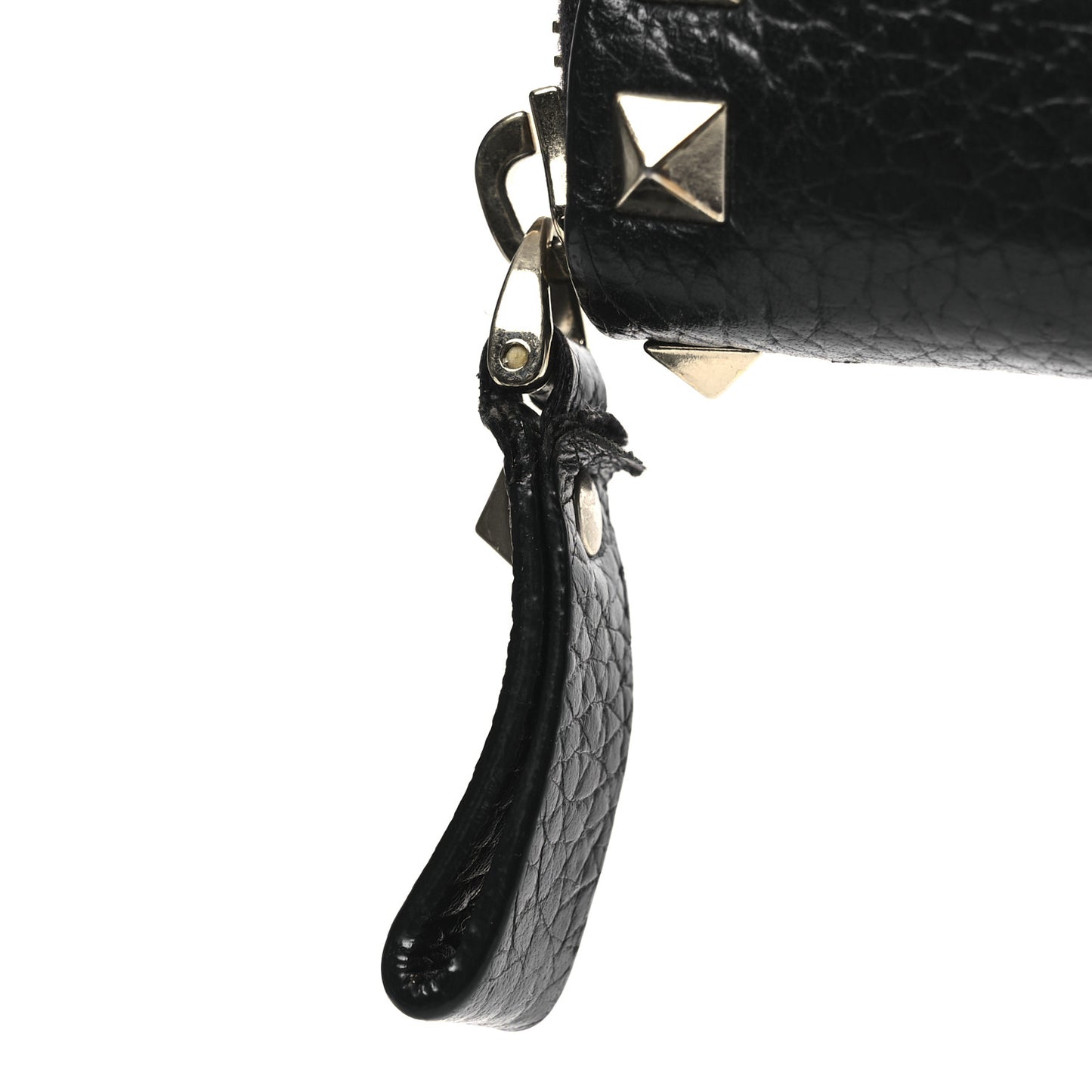 Pebbled Calfskin Rockstud Zip Around Wallet Black