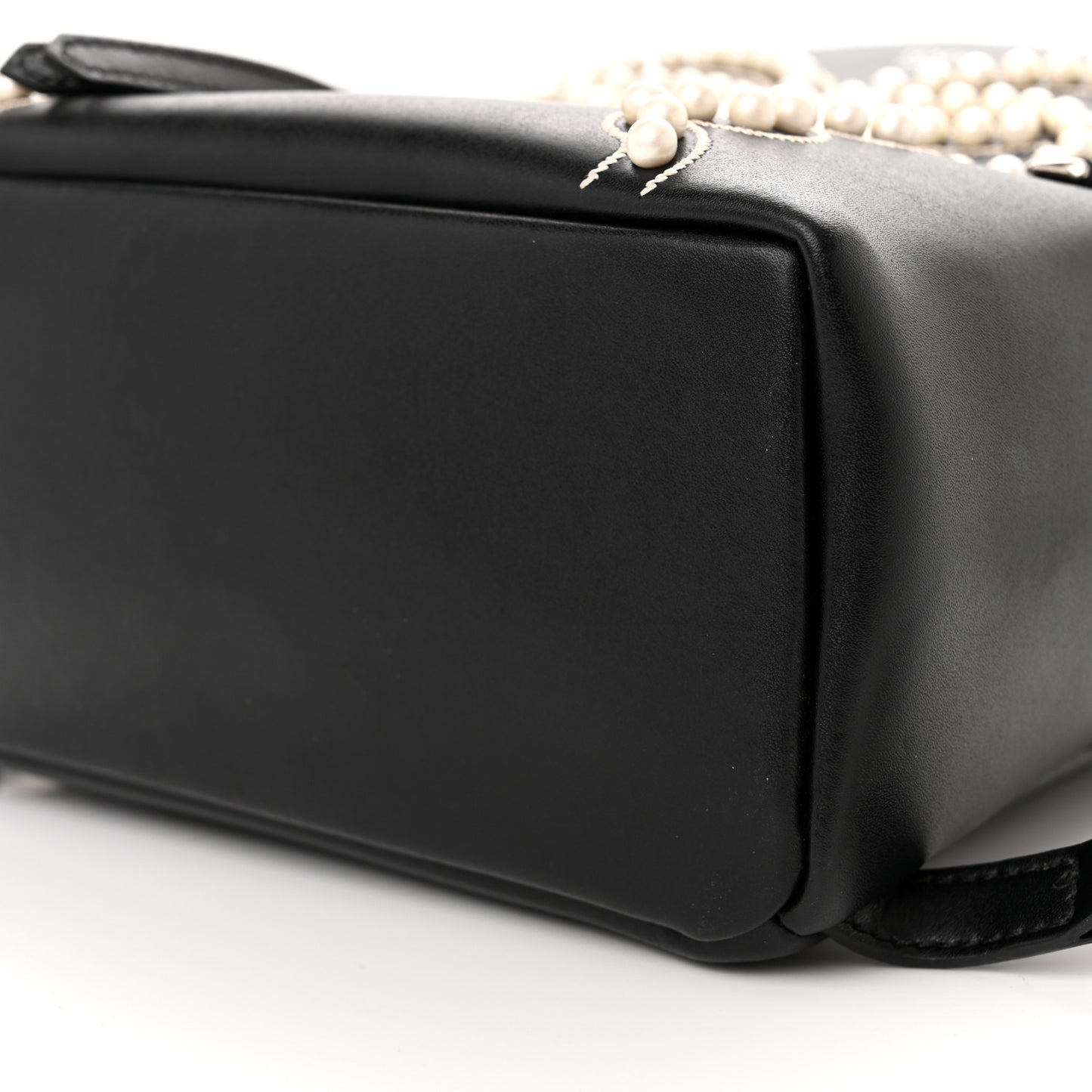 Vitello Liberty Pearl Romantic Bow Mini Backpack Black