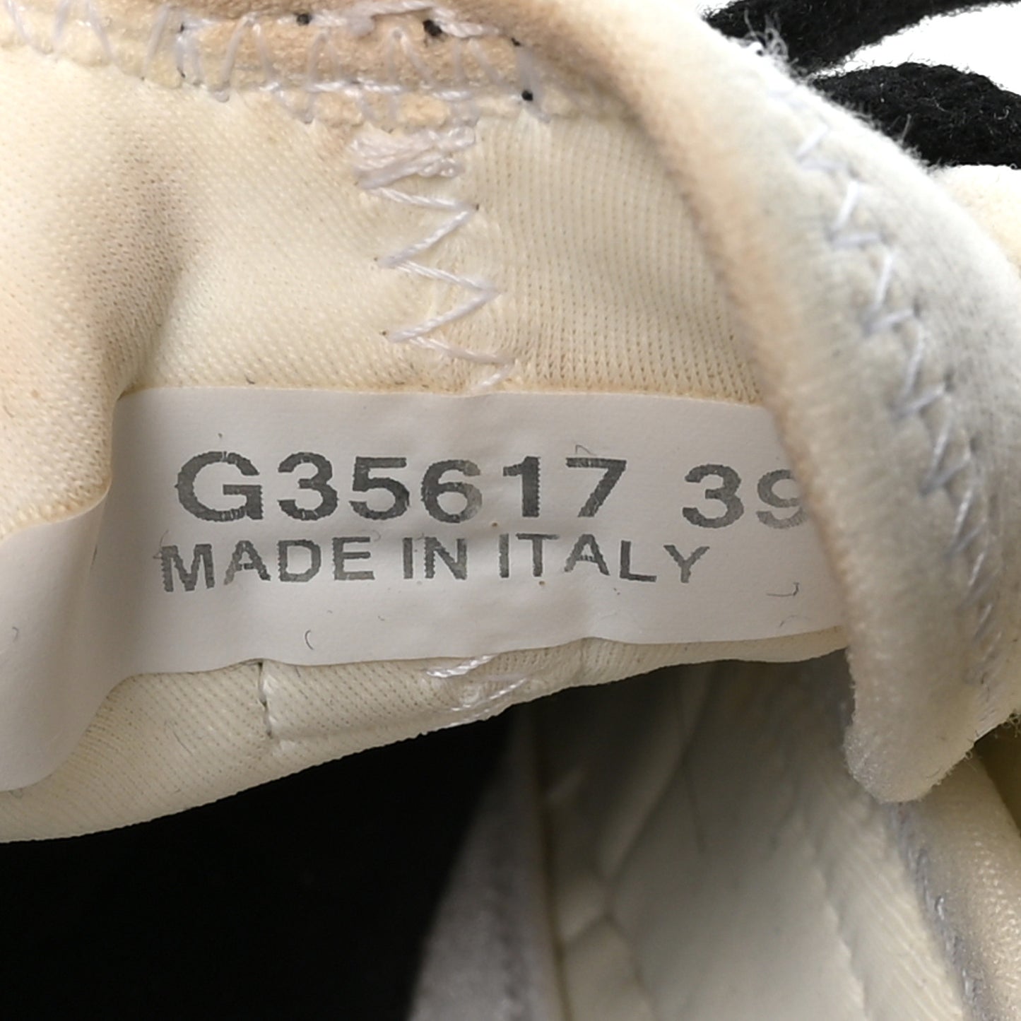Velvet Calfskin Mixed Fibers CC Sneakers 39 Ivory Black