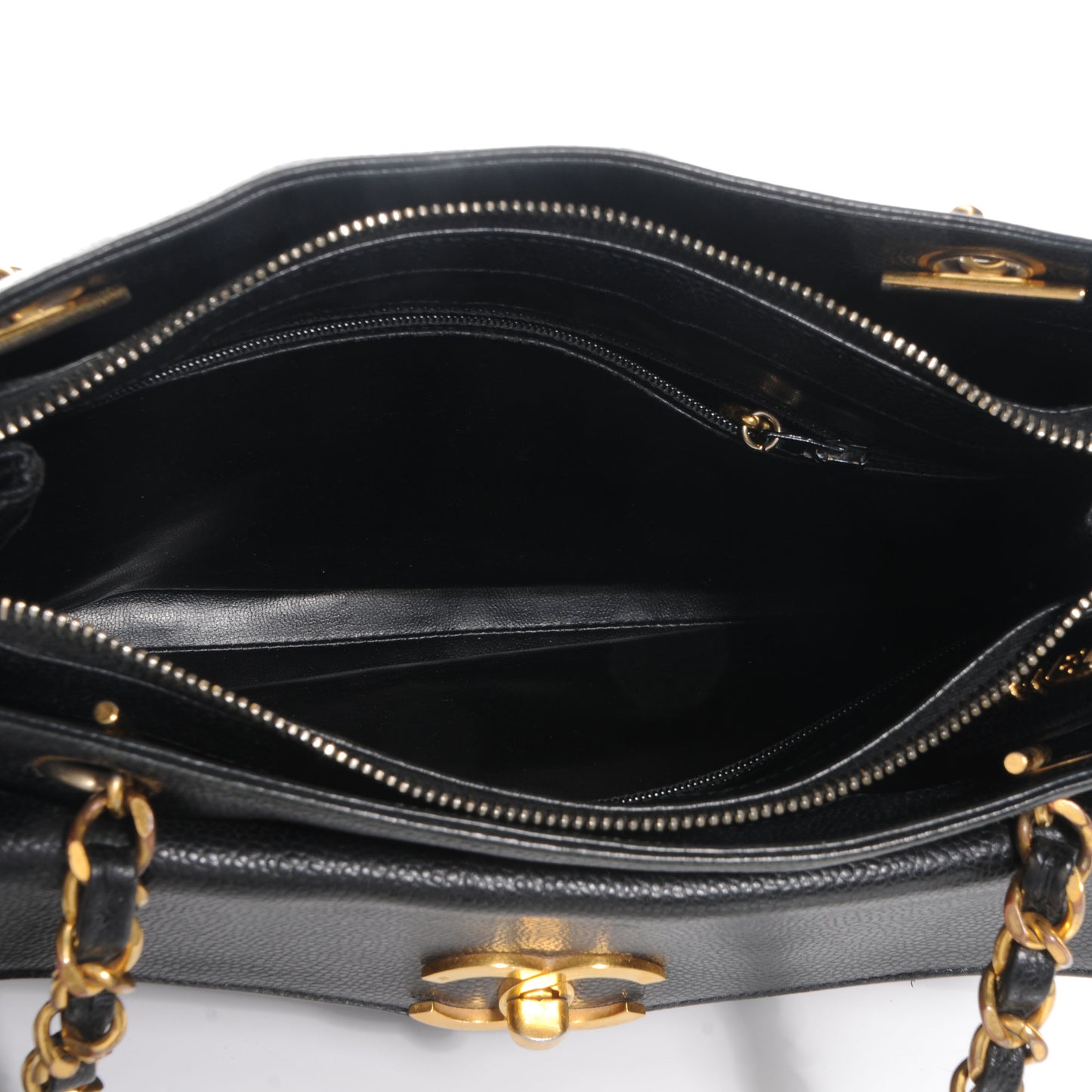 Caviar Shoulder Bag Black