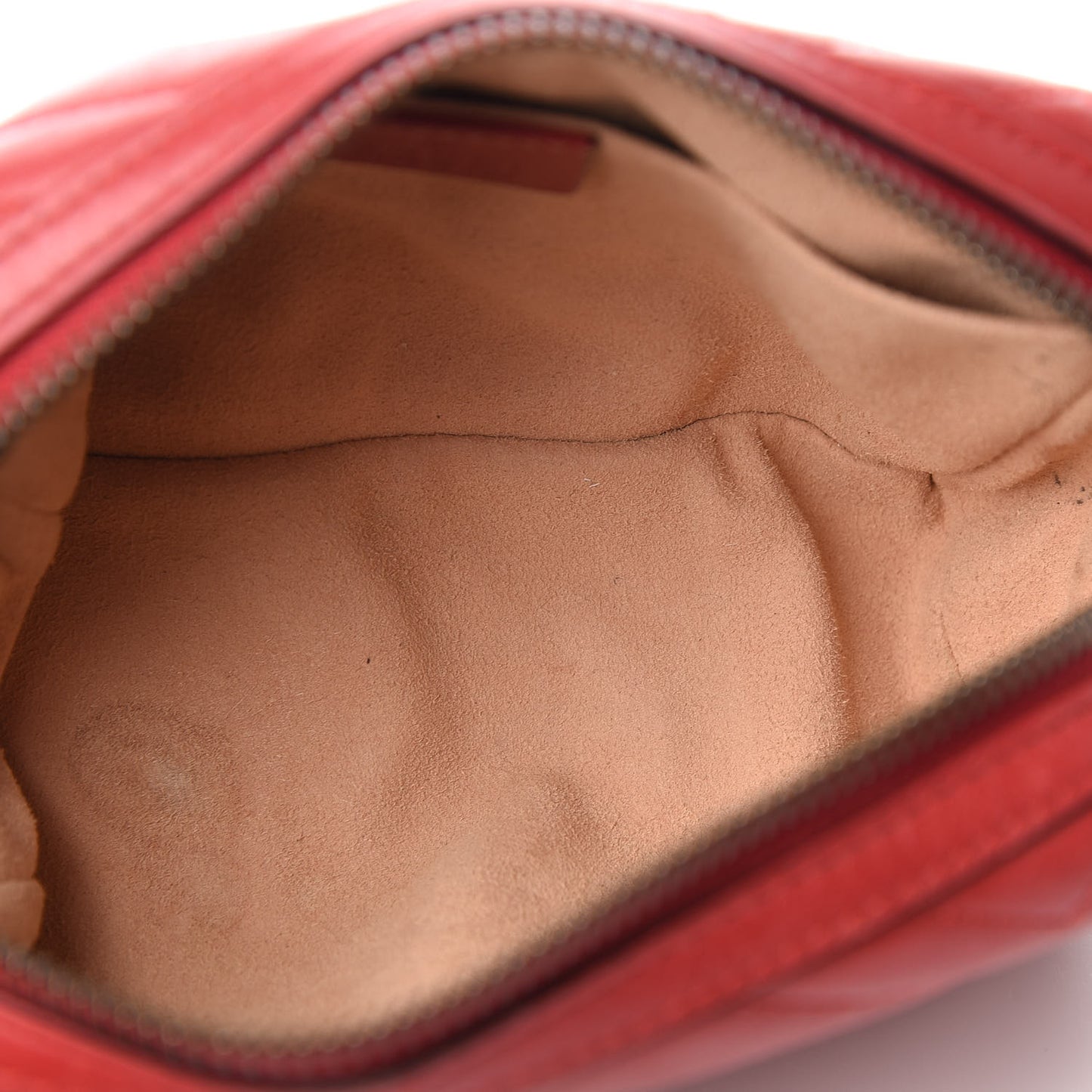 Calfskin Matelasse GG Marmont Cosmetic Case Hibiscus Red
