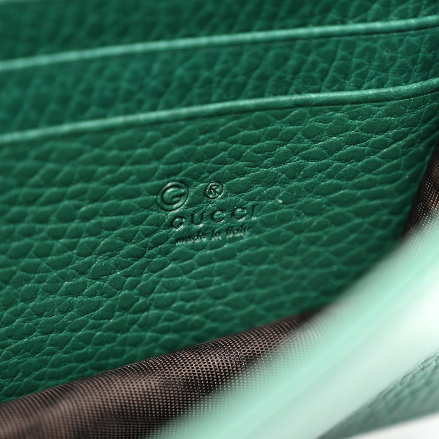 Gucci Dollar Calfskin Interlocking G Chain Wallet Emerald 6 of 10