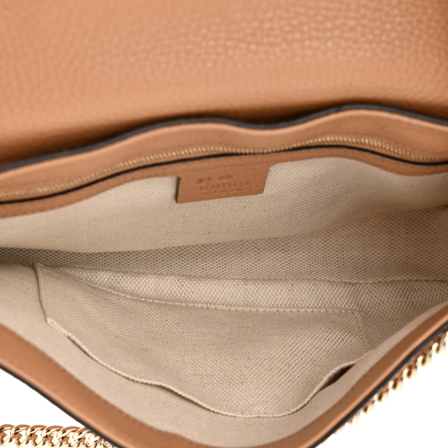 Gucci Pebbled Calfskin Medium Soho Flap Crossbody Camelia 5 of 11