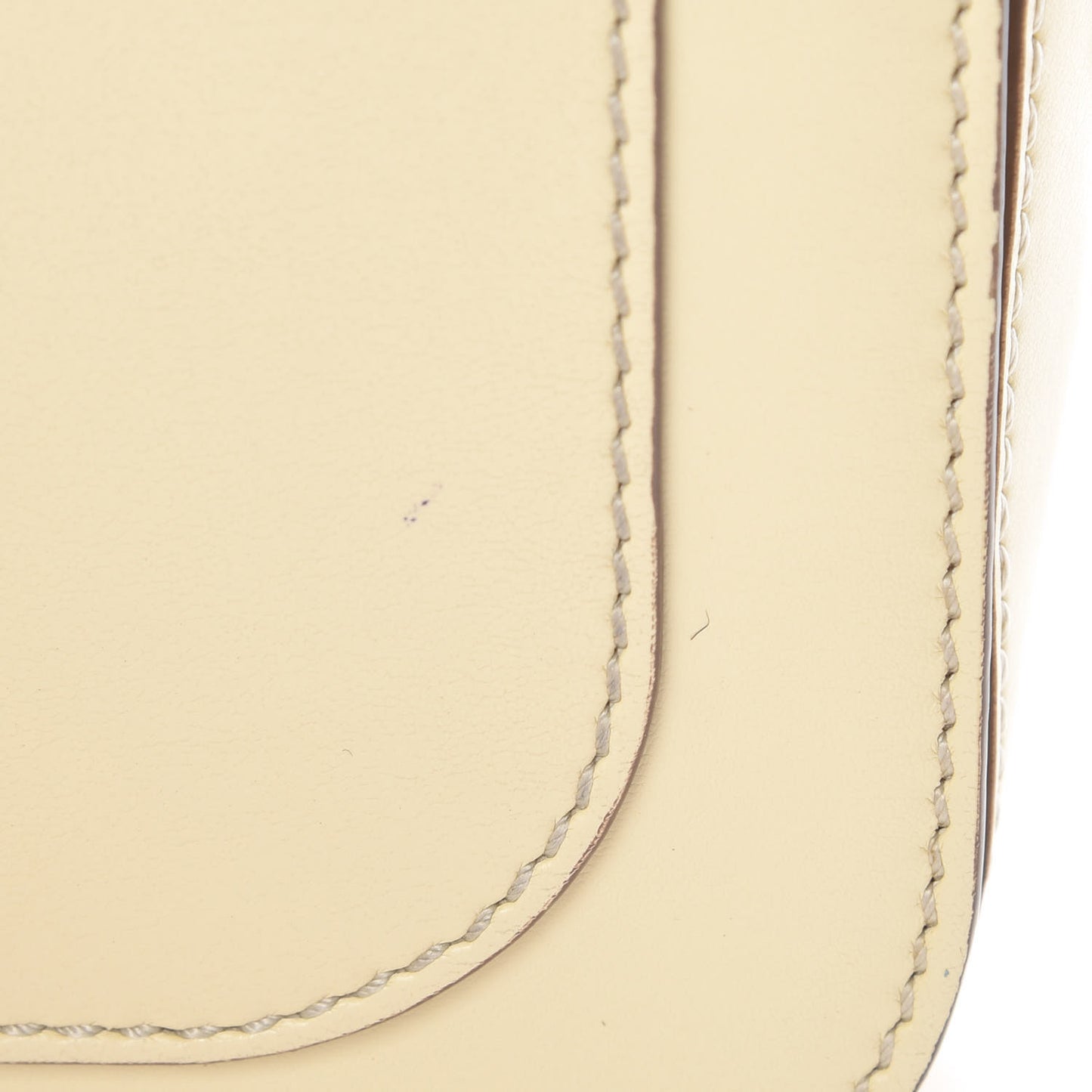 Eco Alter Nappa Ciel Shoulder Bag Ivory