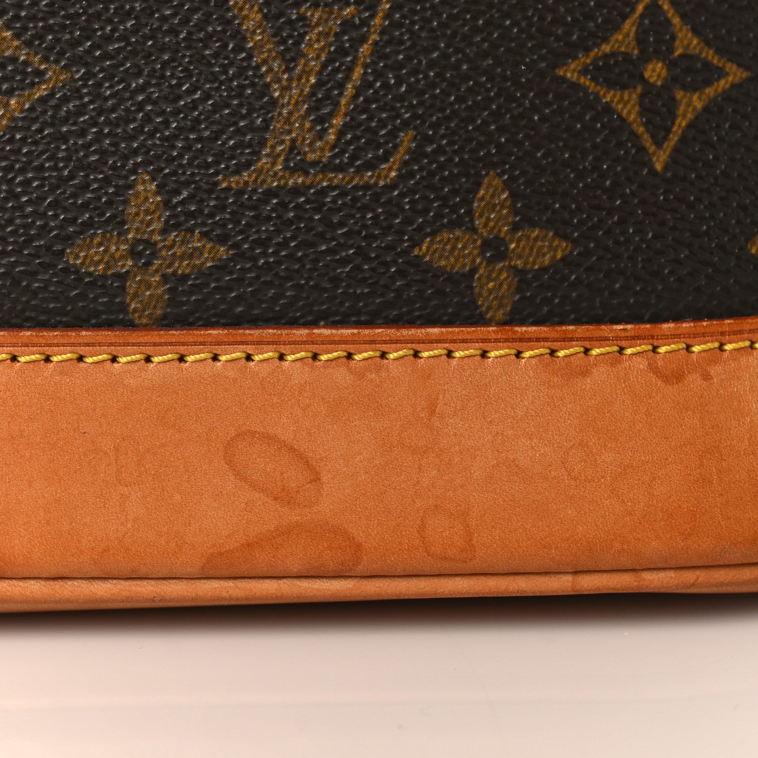 Louis Vuitton Monogram Alma PM 10 of 11