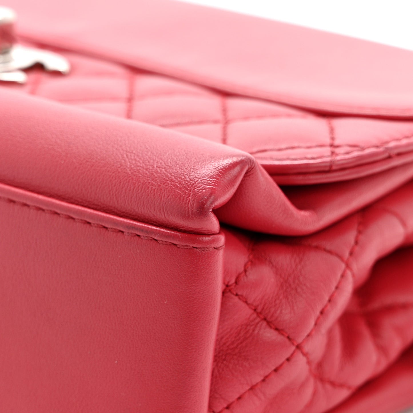Calfskin Mini Tramezzo Flap Red