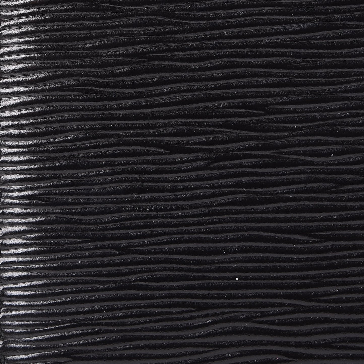 Vitello Move Continental Wristlet Wallet Black