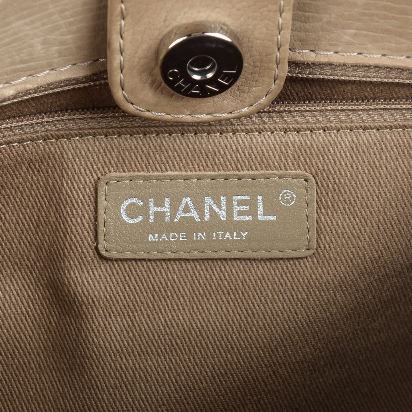 Washed Calfskin Large Hamptons Shopping Tote Beige