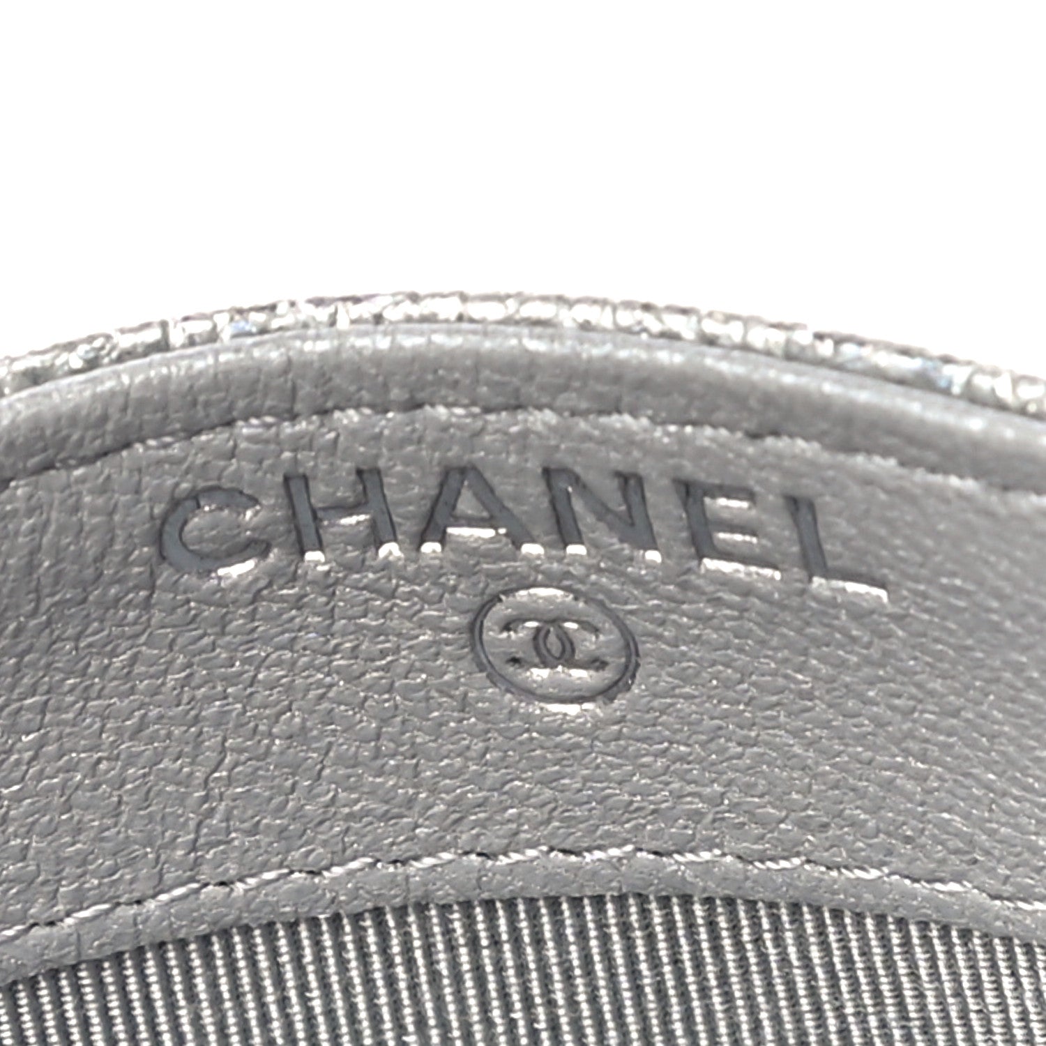 Chanel Metallic Caviar Quilted Card Holder Silver 6 of 12