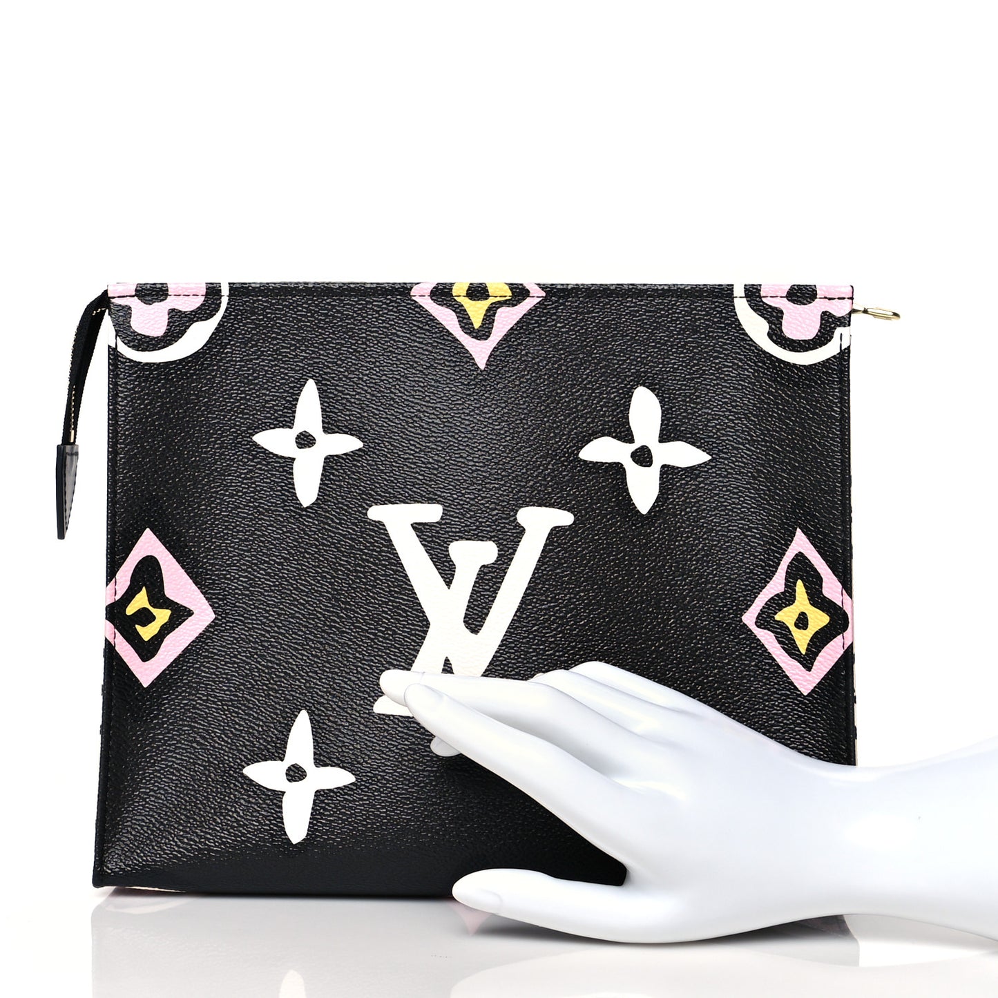 Monogram Giant Wild At Heart Toiletry Pouch 26 Black