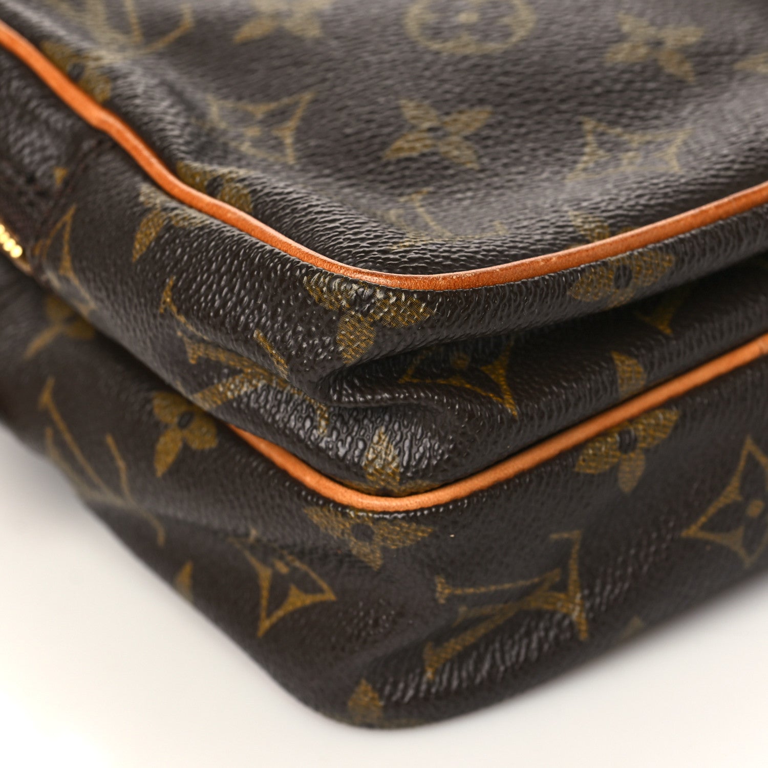 Louis Vuitton Monogram Amazone PM 8 of 13
