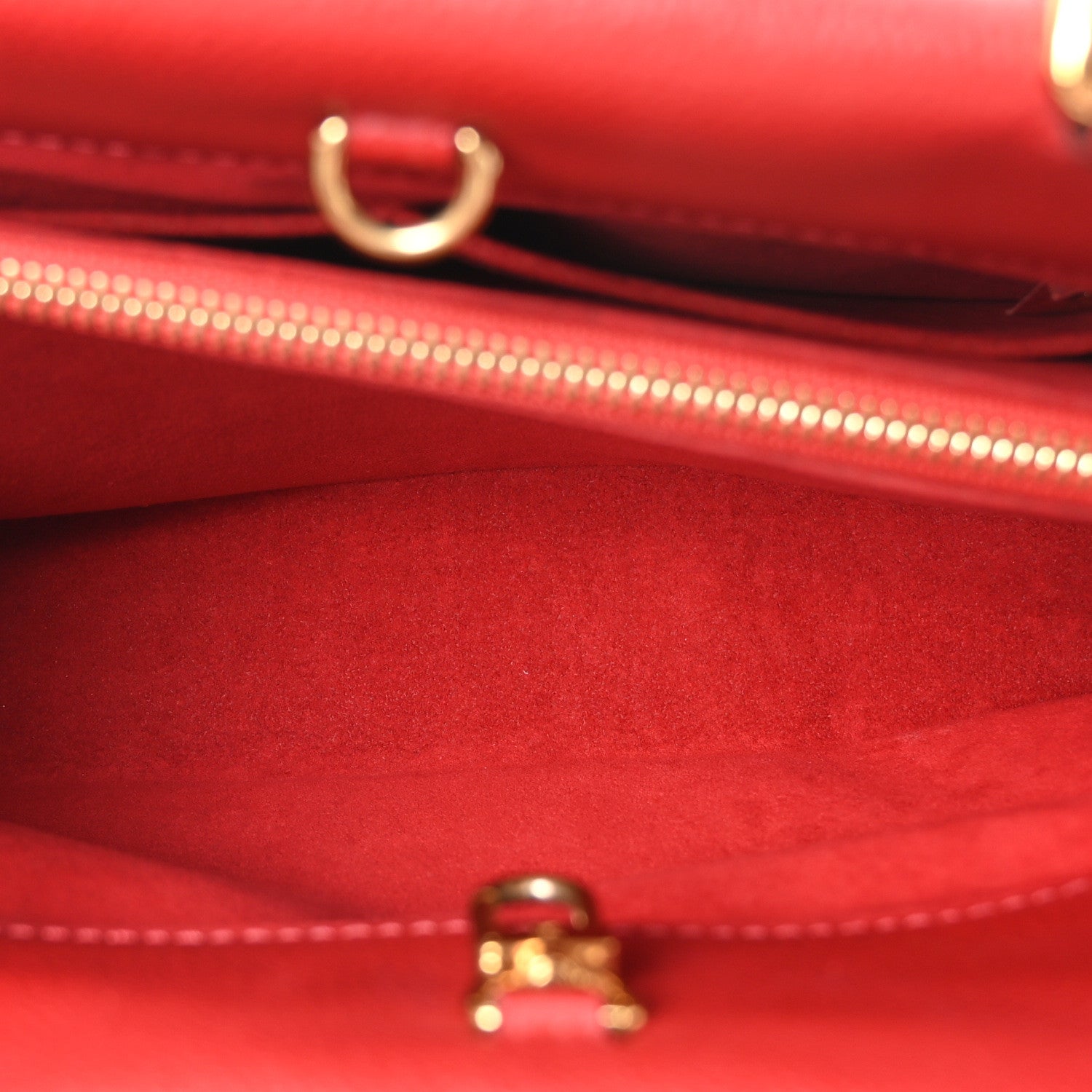 Louis Vuitton Monogram Venus Cherry 5 of 9