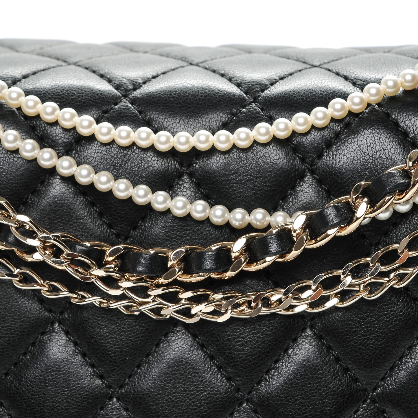 Lambskin Quilted Medium Westminster Pearl Flap Black