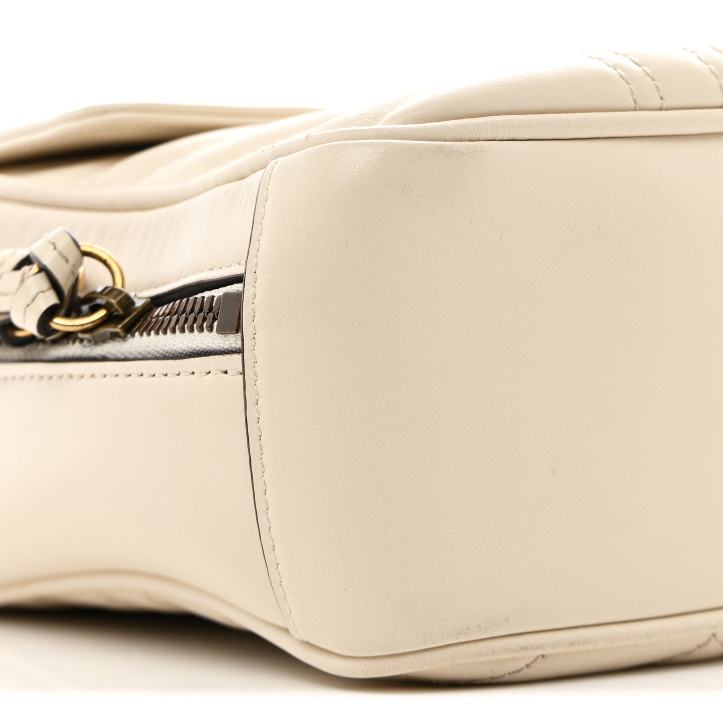 Calfskin Matelasse Sylvie Web Small GG Marmont Top Handle Shoulder Bag White