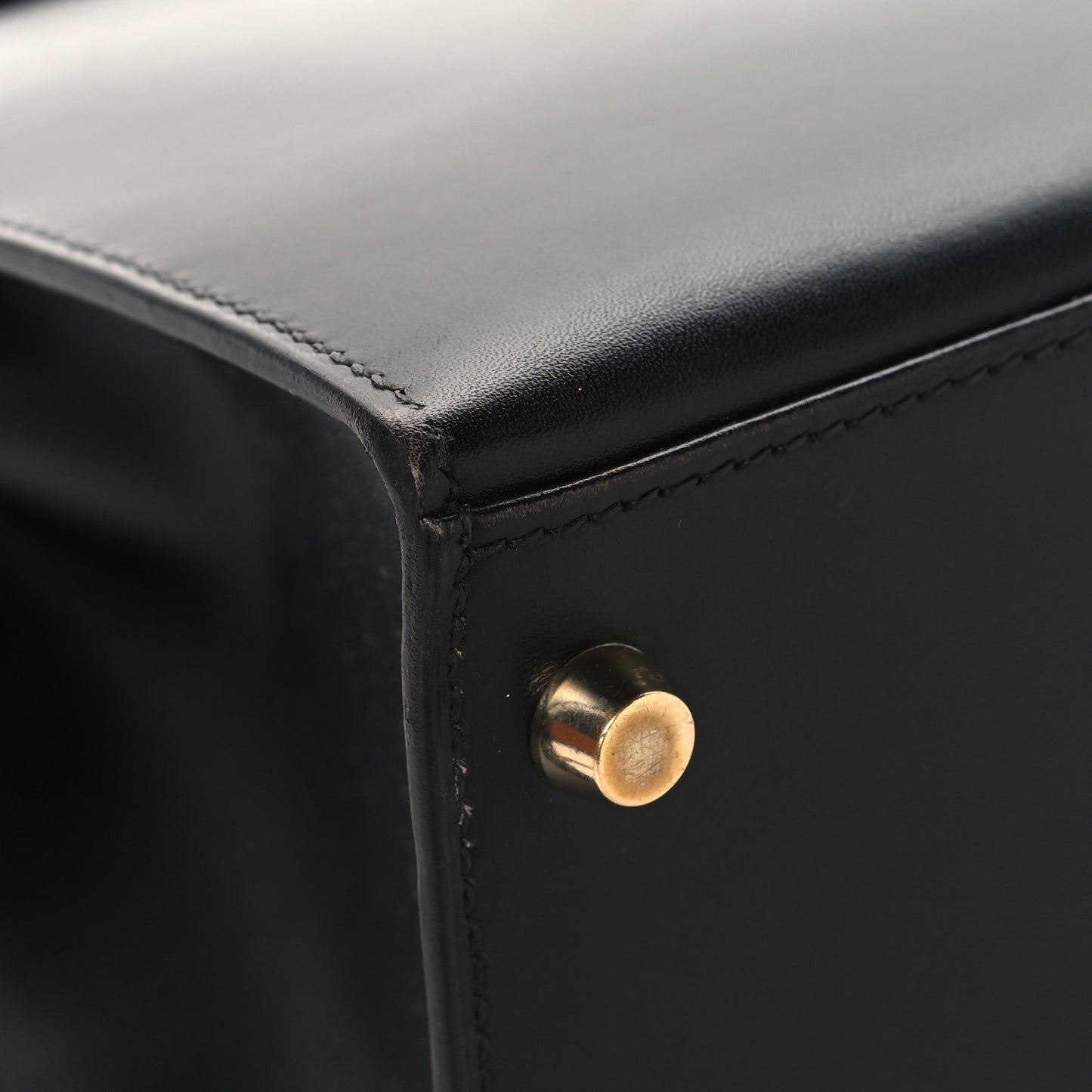 Box Kelly Sellier 28 Black
