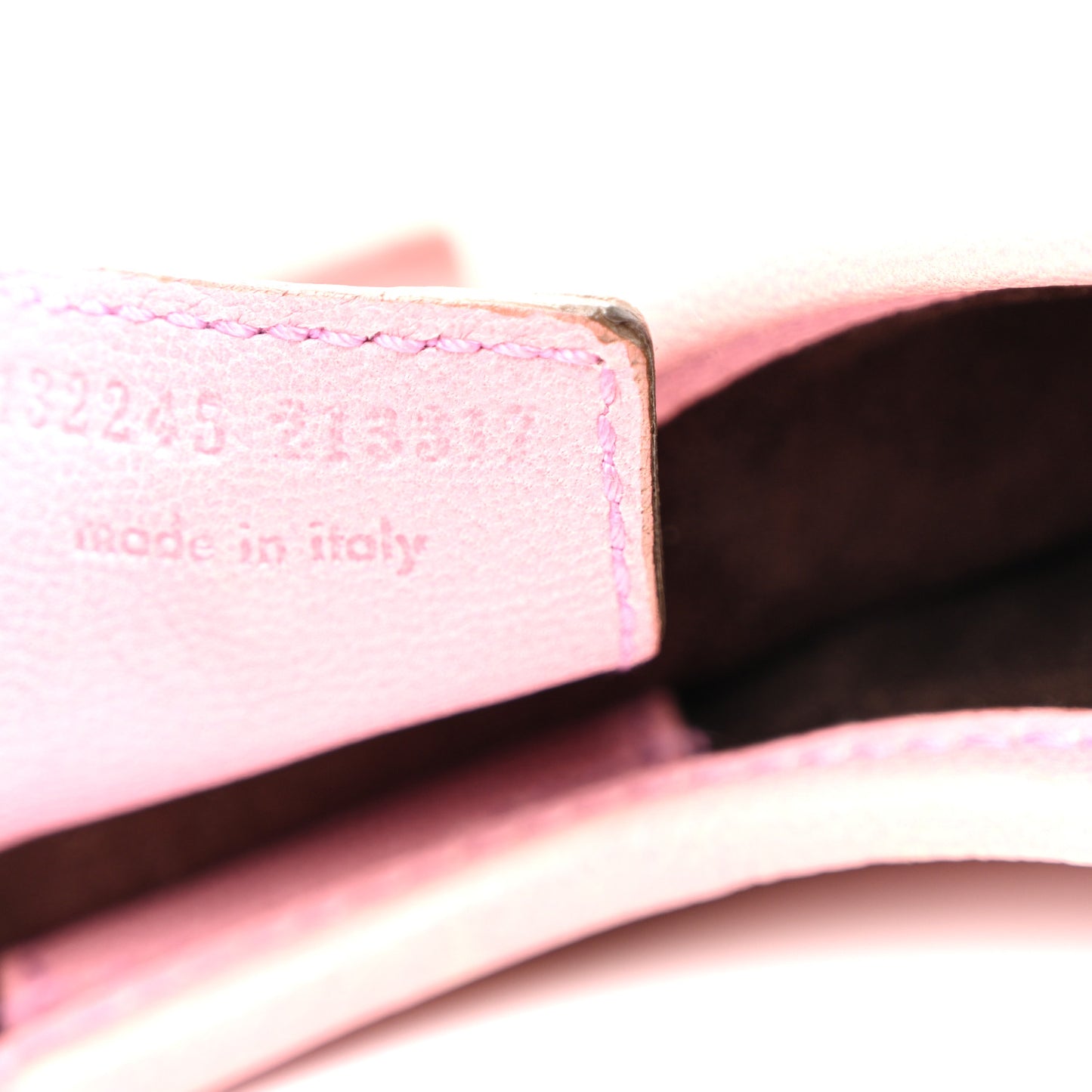 Suede Ruffle Horn Saint Tropez Pink