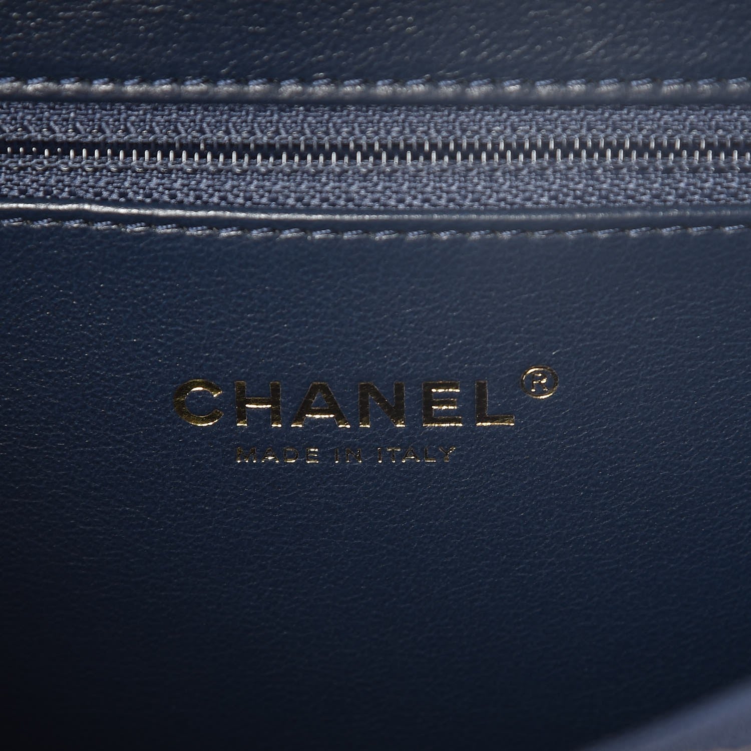 Chanel Caviar Quilted Medium CC Filigree Vanity Case Navy 6 of 8