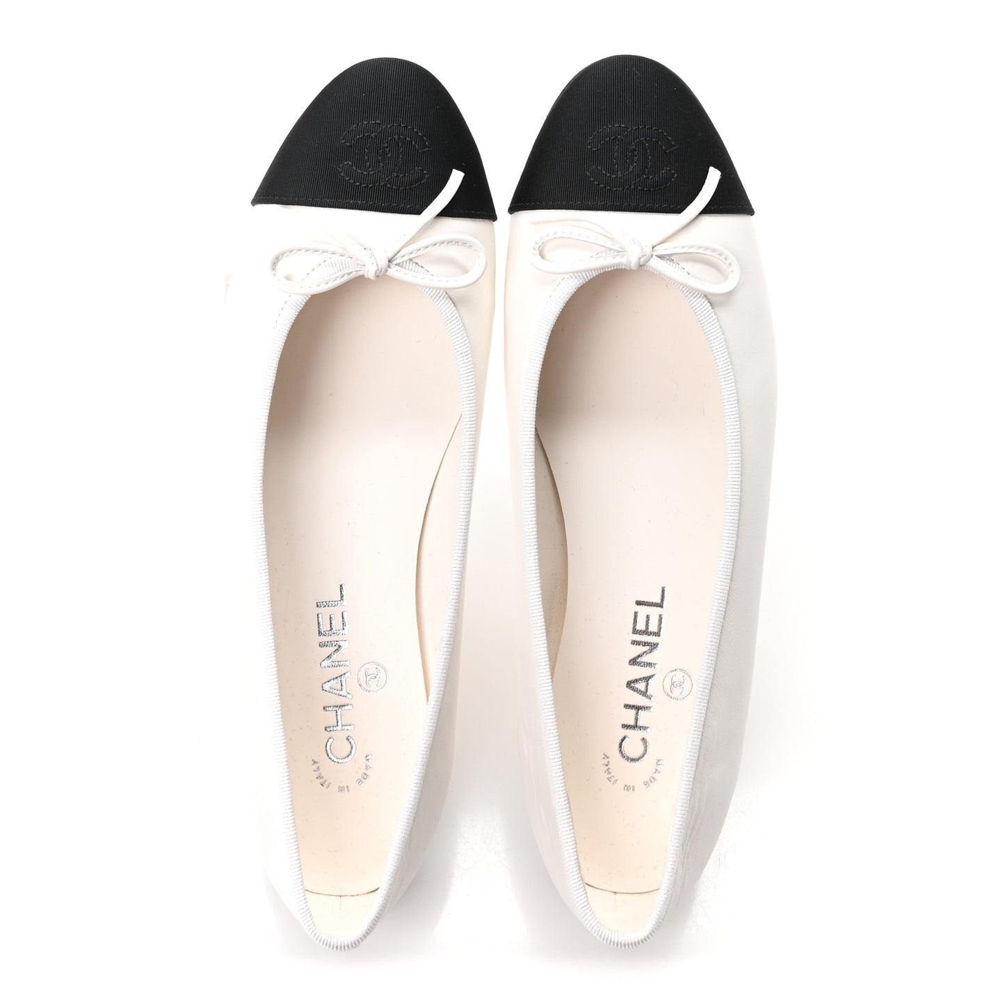 Calfskin Grosgrain Cap Toe CC Ballerina Flats 39.5 Ivory Black