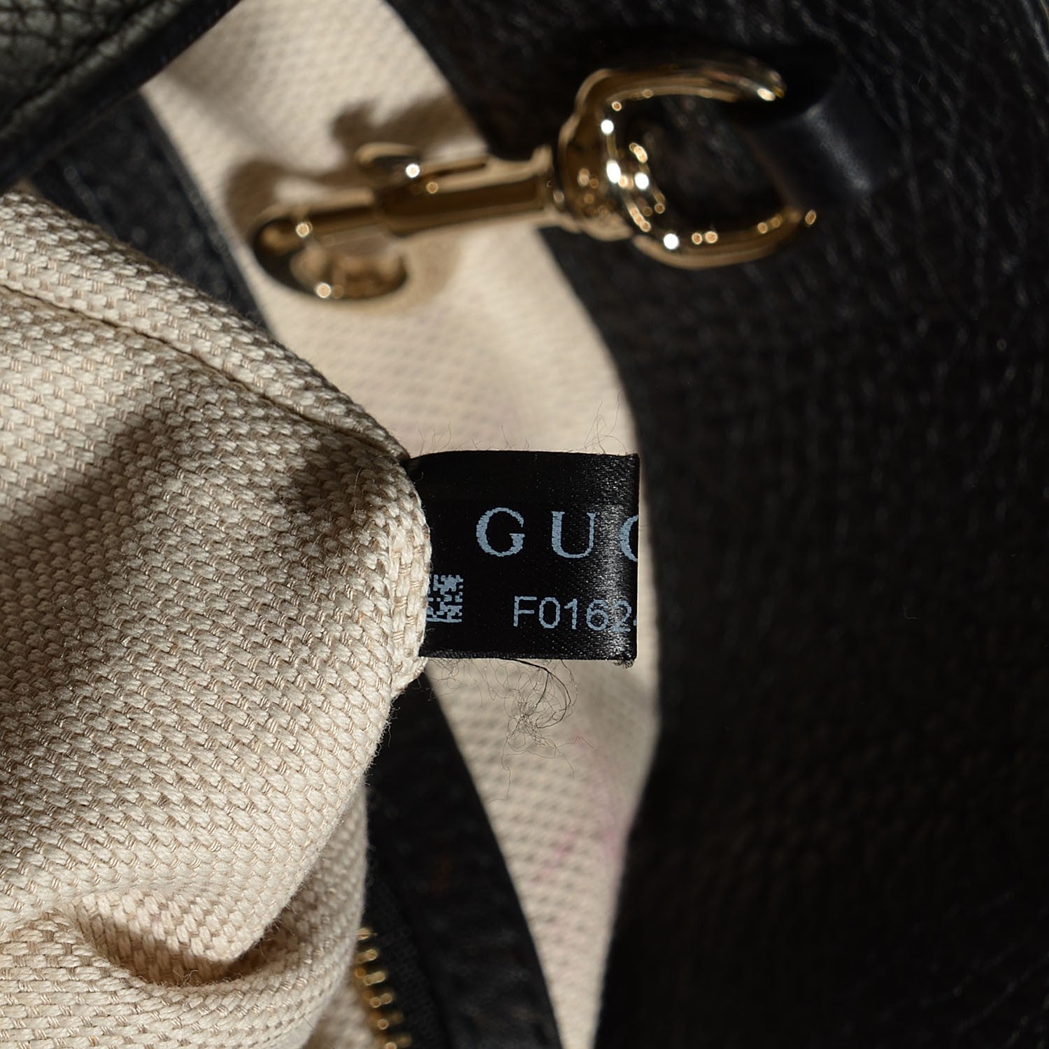 Gucci Pebbled Calfskin Medium Soho Chain Shoulder Bag Black 8 of 9