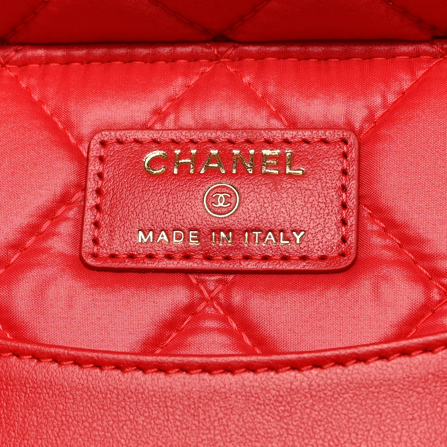 Caviar Quilted Large Vanity Pouch Red