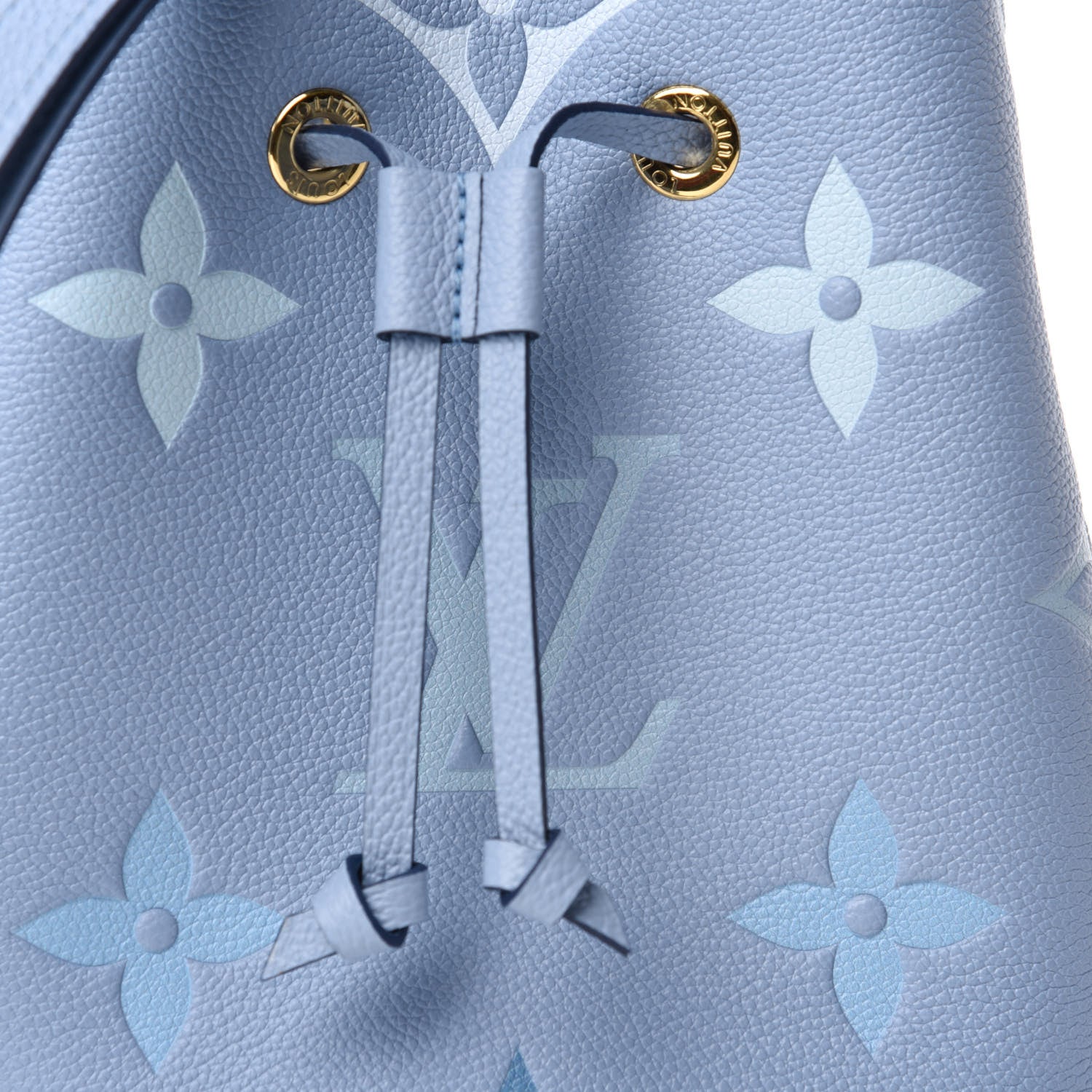 Louis Vuitton Empreinte Monogram Giant By The Pool Neonoe BB Summer Blue 9 of 9