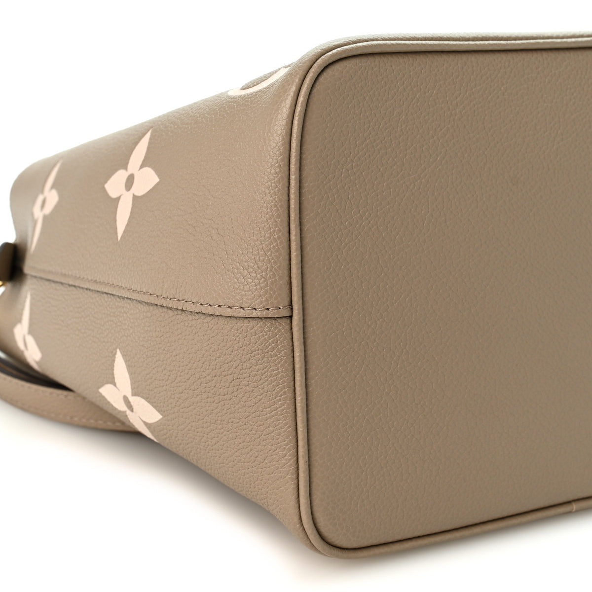 Louis Vuitton Empreinte Monogram Giant Neonoe MM Tourterelle Creme 9 of 10