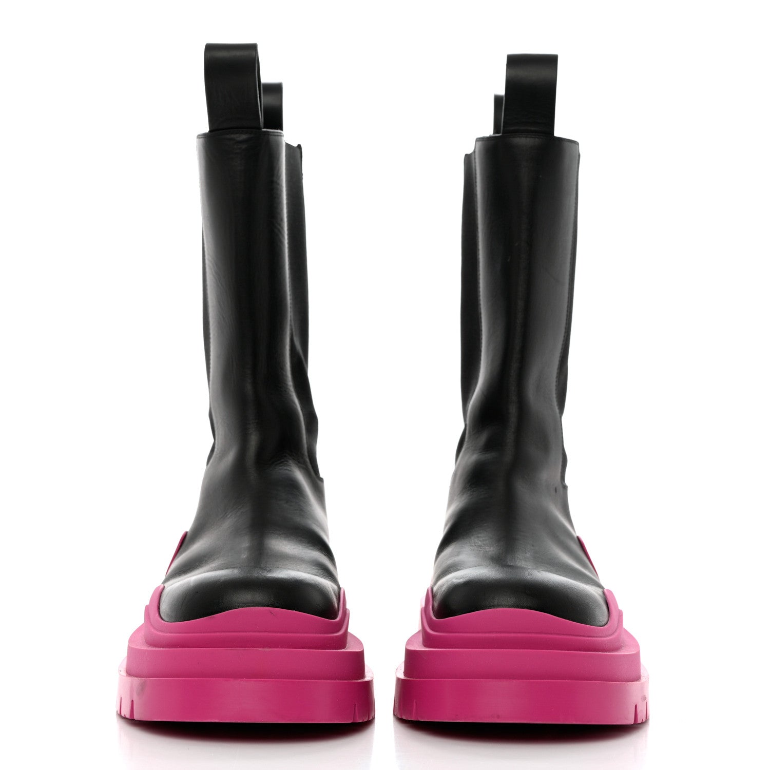 Bottega Veneta Calfskin The Tire Chelsea Boots 37 Black Hollyhock
