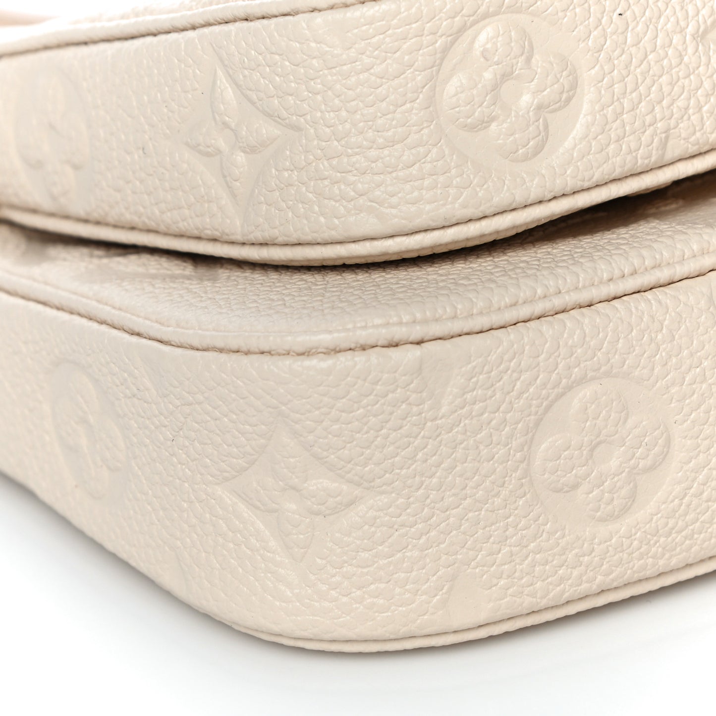 Empreinte Monogram Giant Multi Pochette Accessories Cream