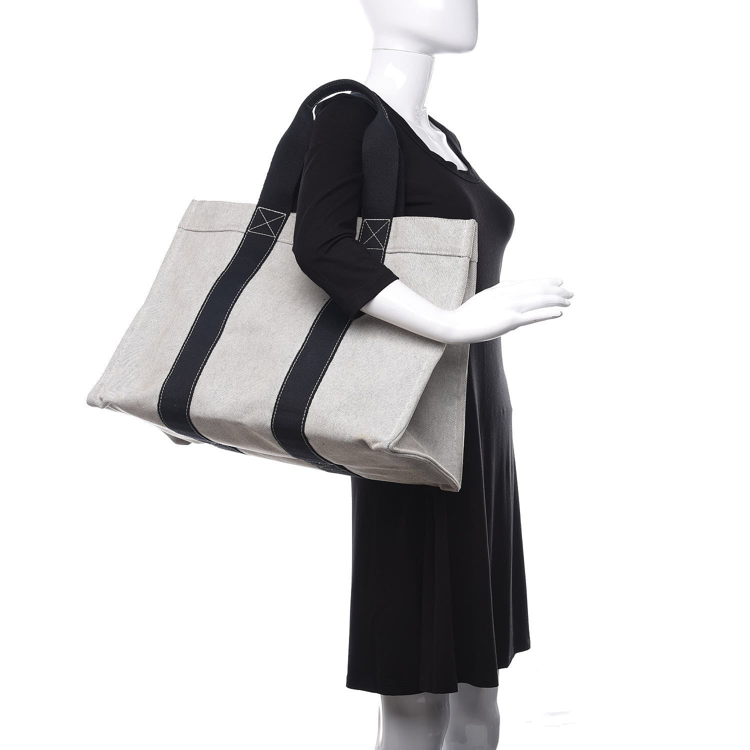 バッグ HERMES BORA BORA Hermes Toile Bora Bora GM Black 624660 – FASHIONPHILE