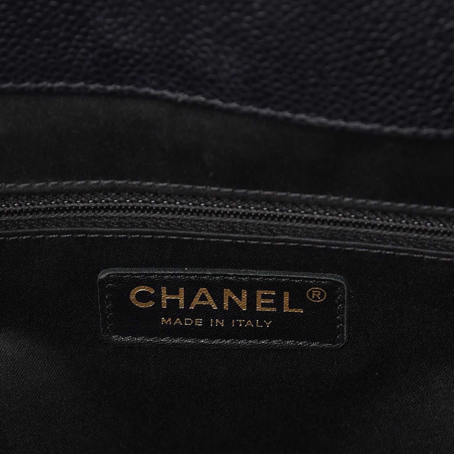 Caviar Quilted XL Grand Shopping Tote GST Black
