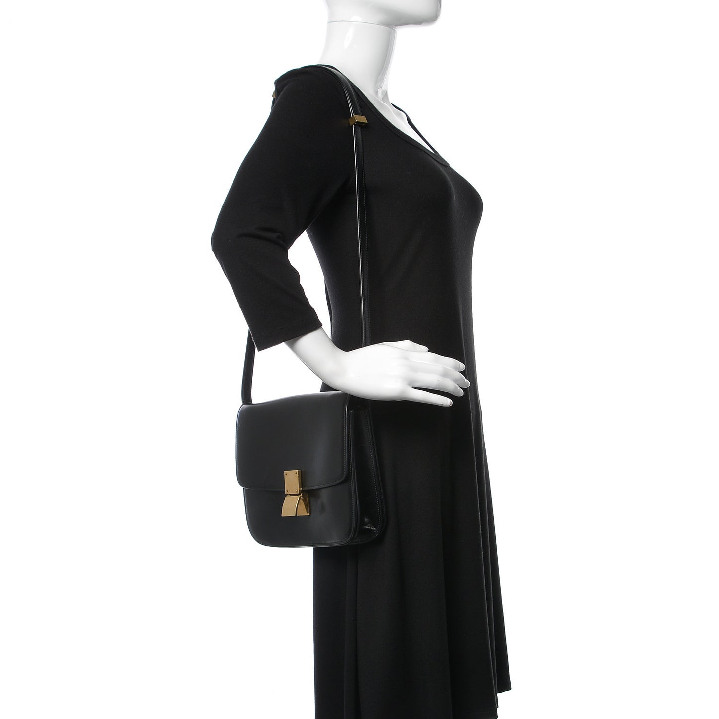 Box Calfskin Medium Classic Box Flap Bag Black