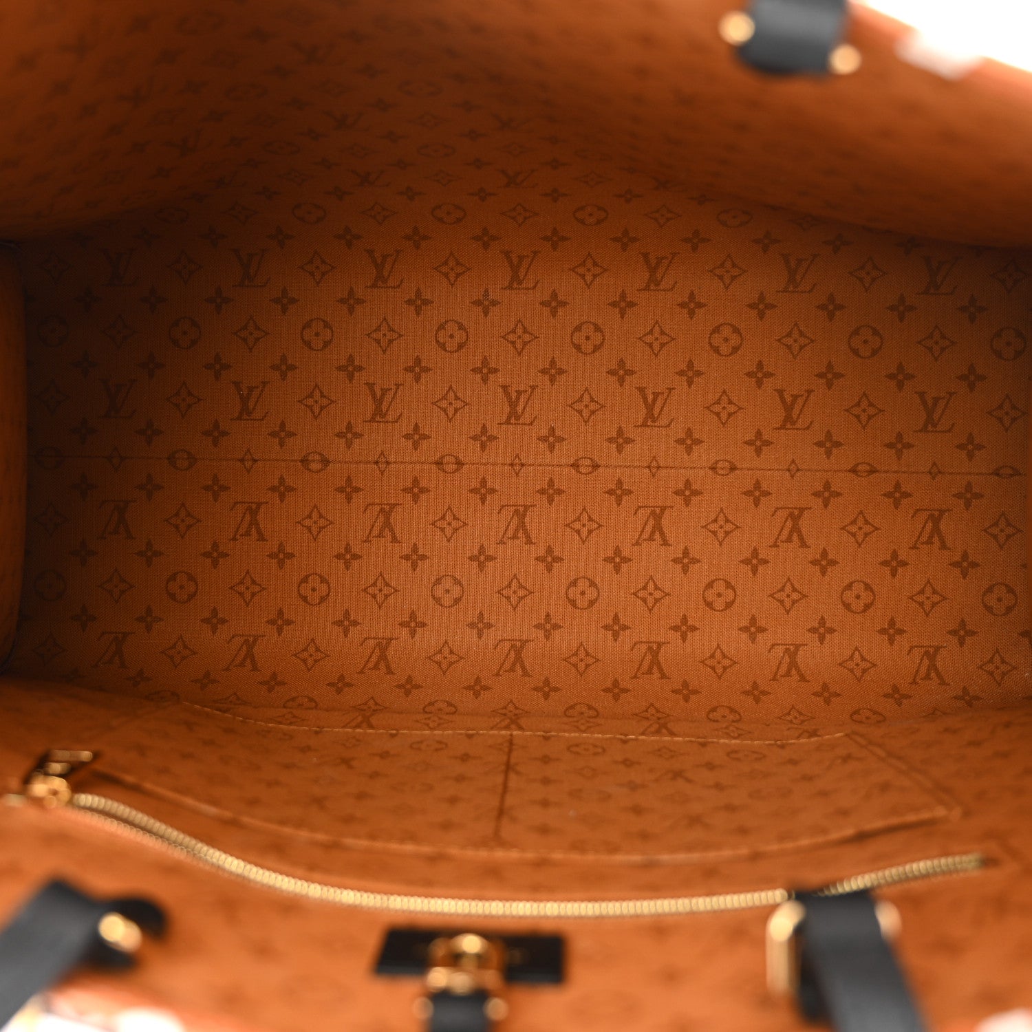 Louis Vuitton Monogram Giant Crafty Onthego GM Crème Caramel 5 of 14