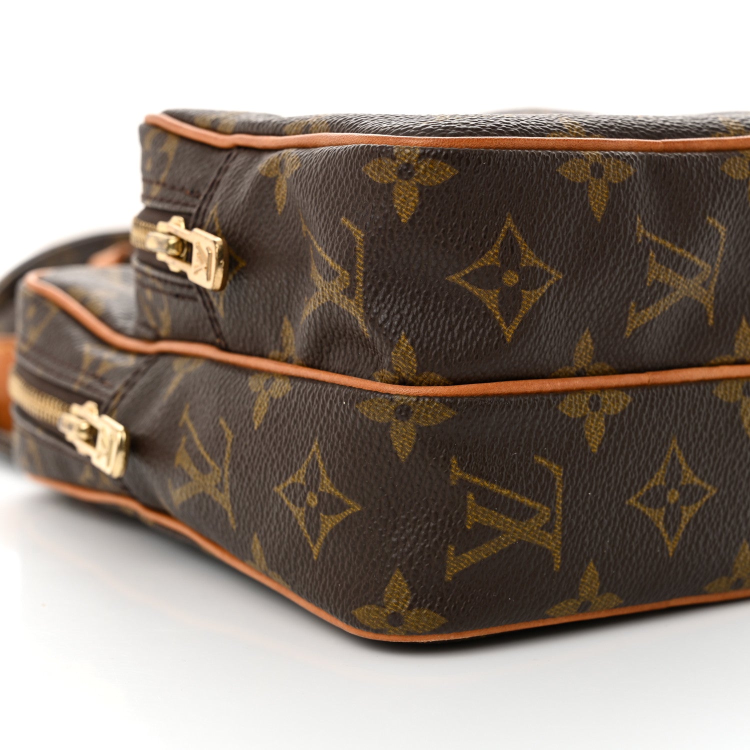 Louis Vuitton Monogram Amazone PM 9 of 11