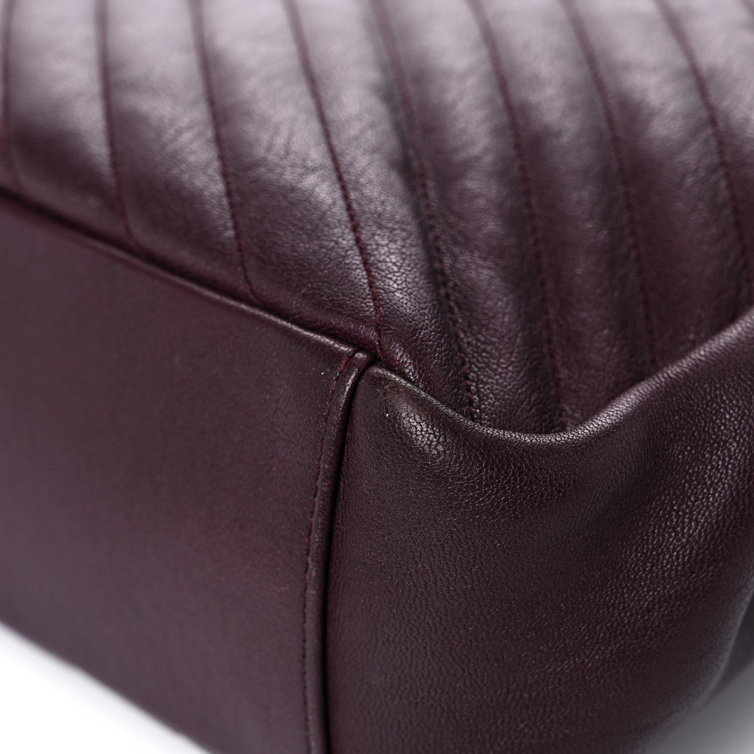Saint Laurent Sheepskin Matelasse Chevron Large Monogram Satchel Amaranto 12 of 24