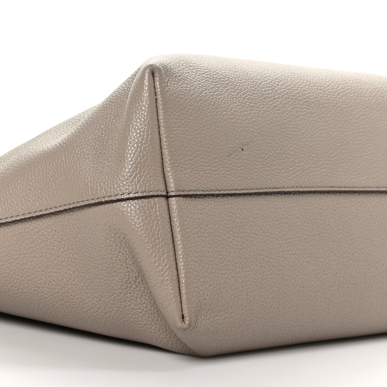 Tom Ford Grained Calfskin East West Zipper Tote Taupe 7 of 8