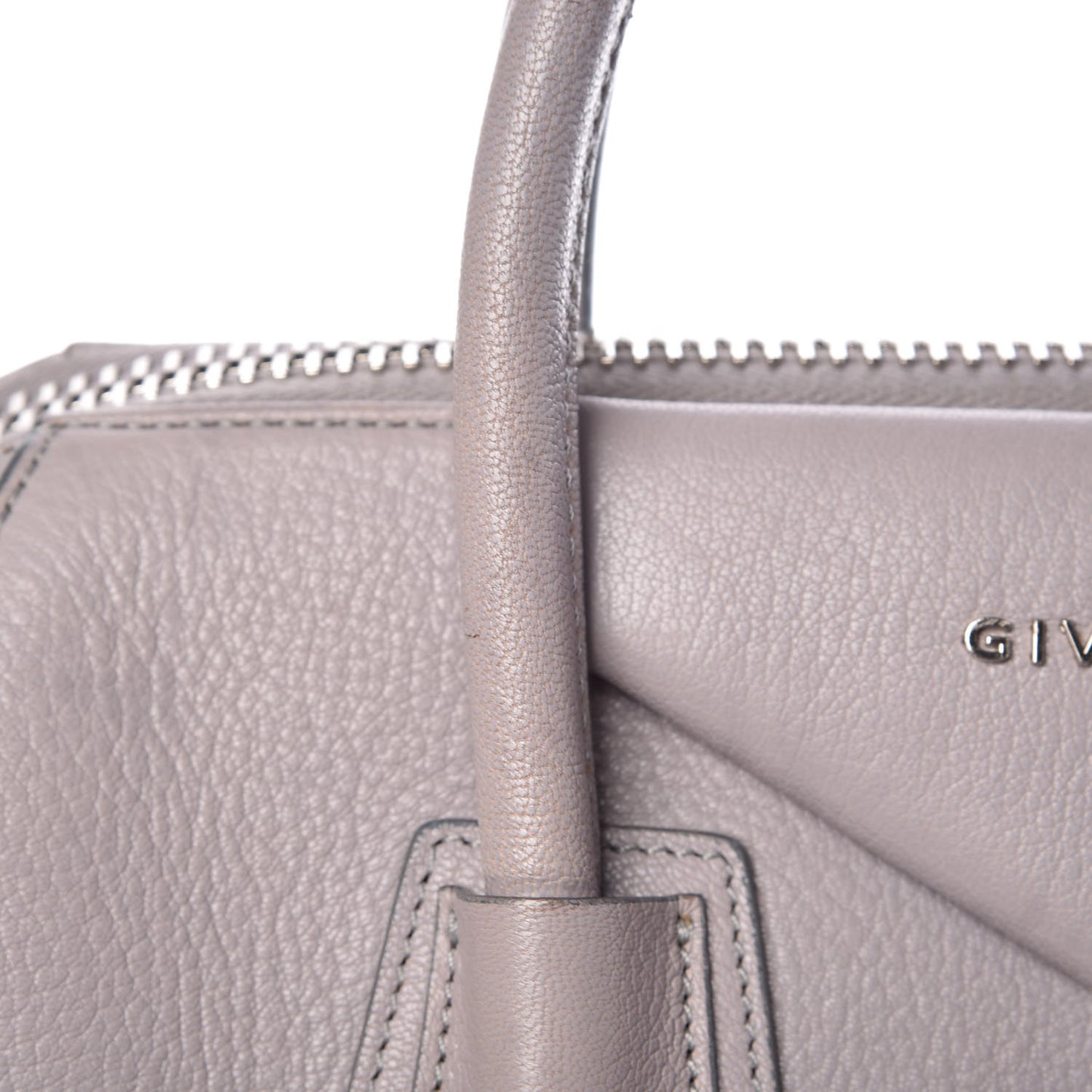Sugar Goatskin Medium Antigona Pearl Grey