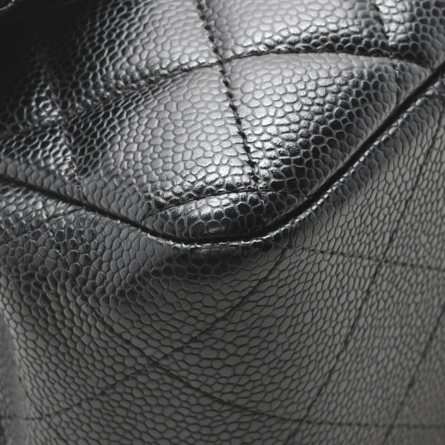 Caviar Quilted Jumbo Single Flap Black