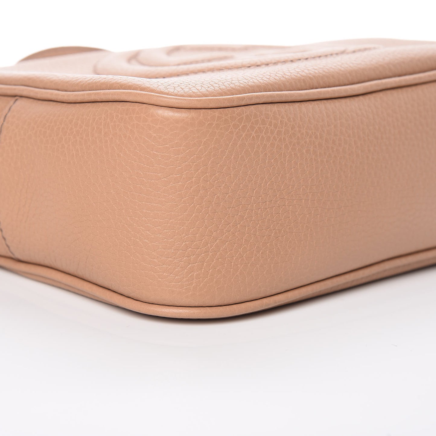 Pebbled Calfskin Small Soho Disco Bag Camelia