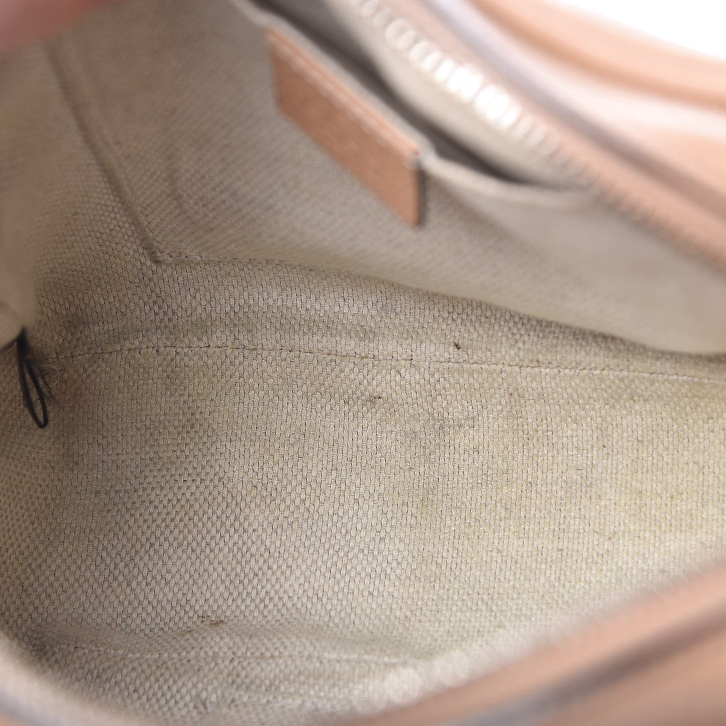 Pebbled Calfskin Small Soho Disco Bag Camelia